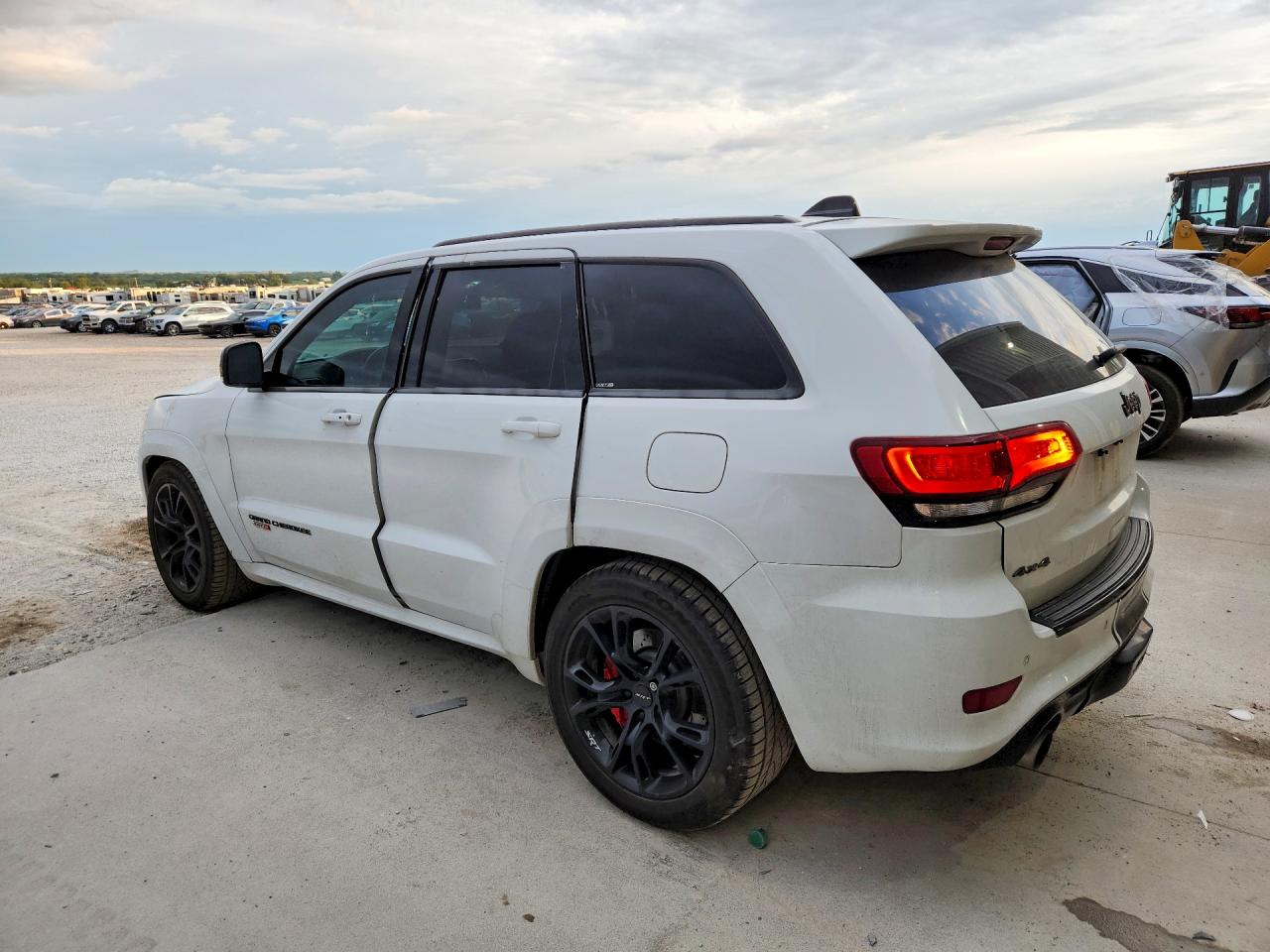2014 Jeep Grand Cherokee Srt-8 White vin: 1C4RJFDJ8EC225945