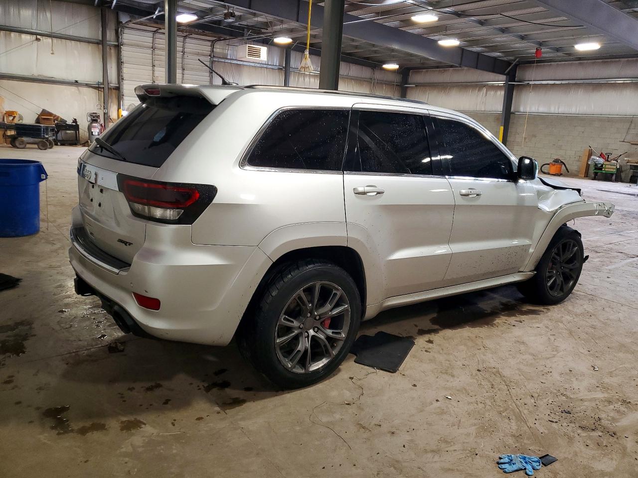 2012 Jeep Grand Cherokee Srt-8 Gray vin: 1C4RJFDJXCC213437