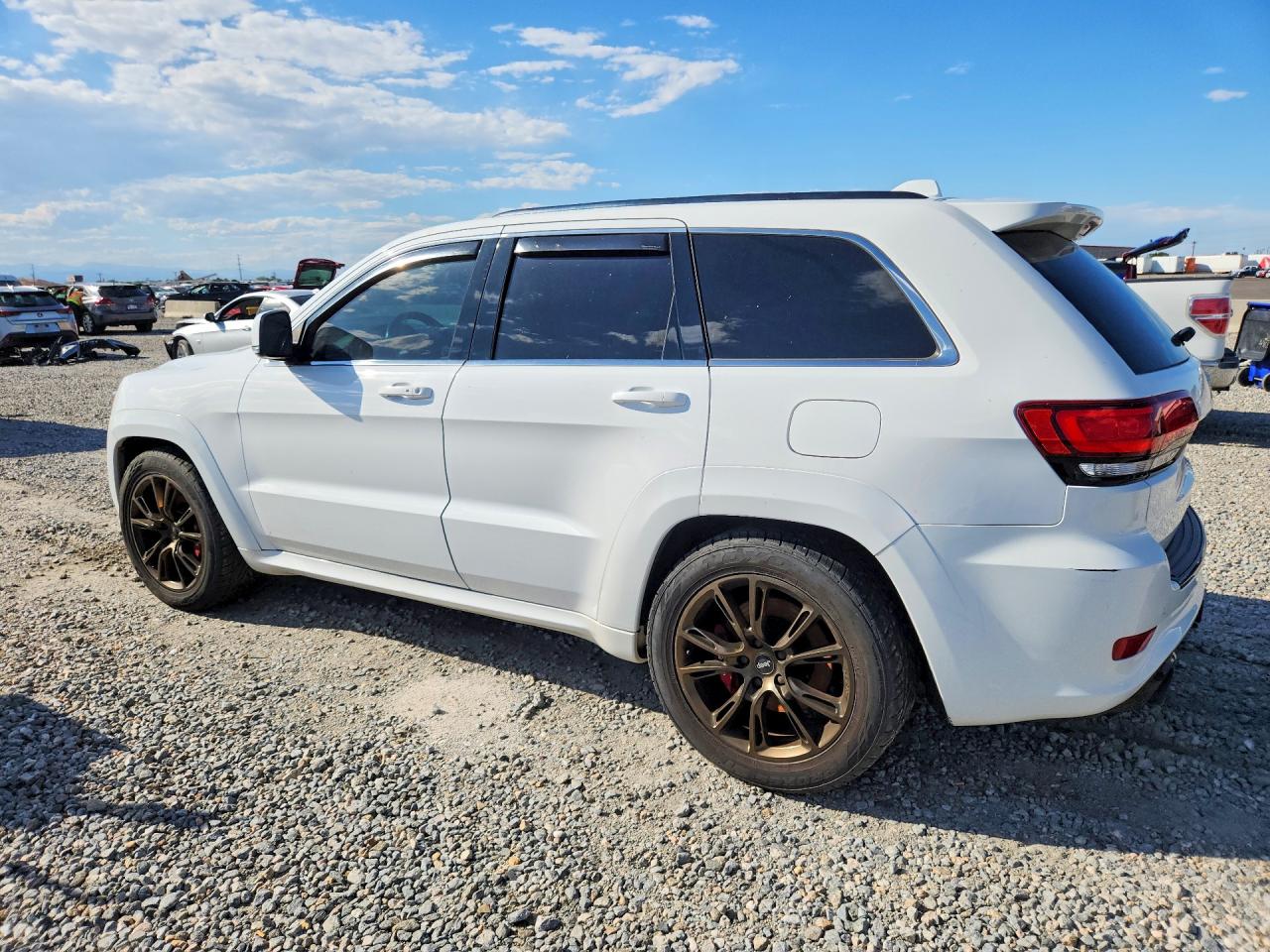 2015 Jeep Grand Cherokee Srt-8 White vin: 1C4RJFDJXFC634272