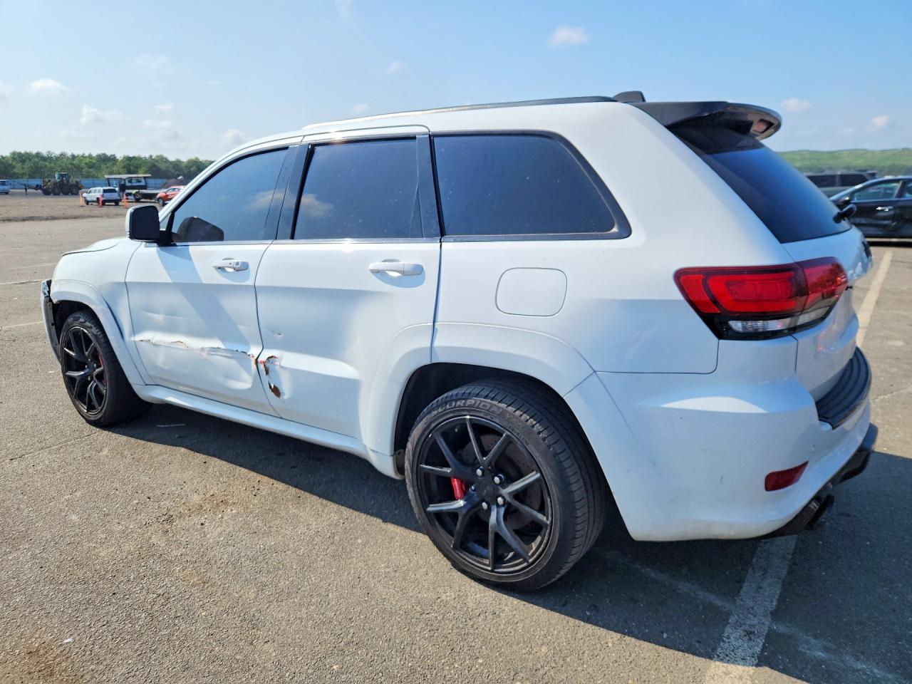 2016 Jeep Grand Cherokee Srt-8 White vin: 1C4RJFDJXGC336970