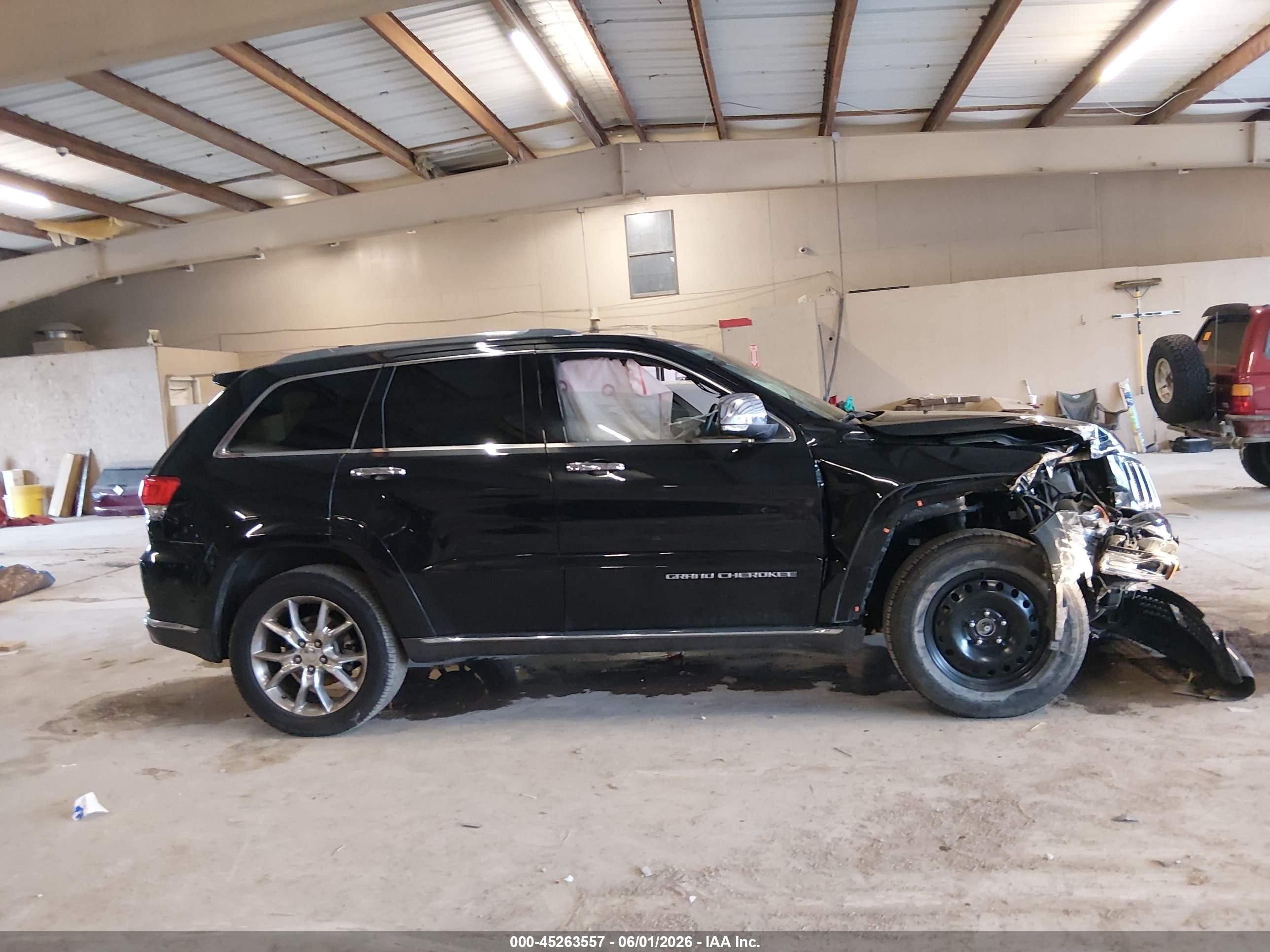 2015 Jeep Grand Cherokee Summit Черный vin: 1C4RJFJG0FC853685