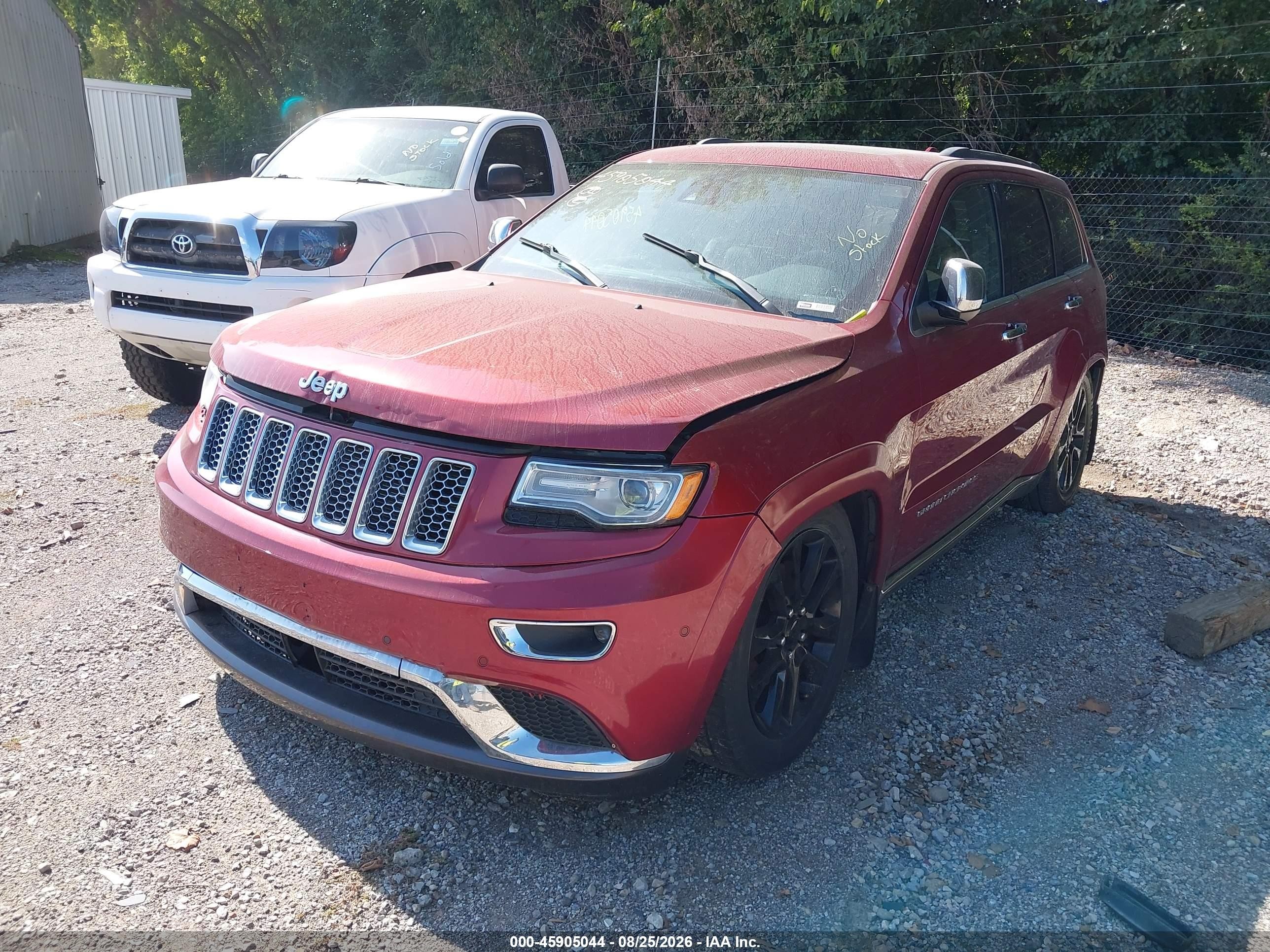 2015 Jeep Grand Cherokee Summit Red vin: 1C4RJFJG1FC628384