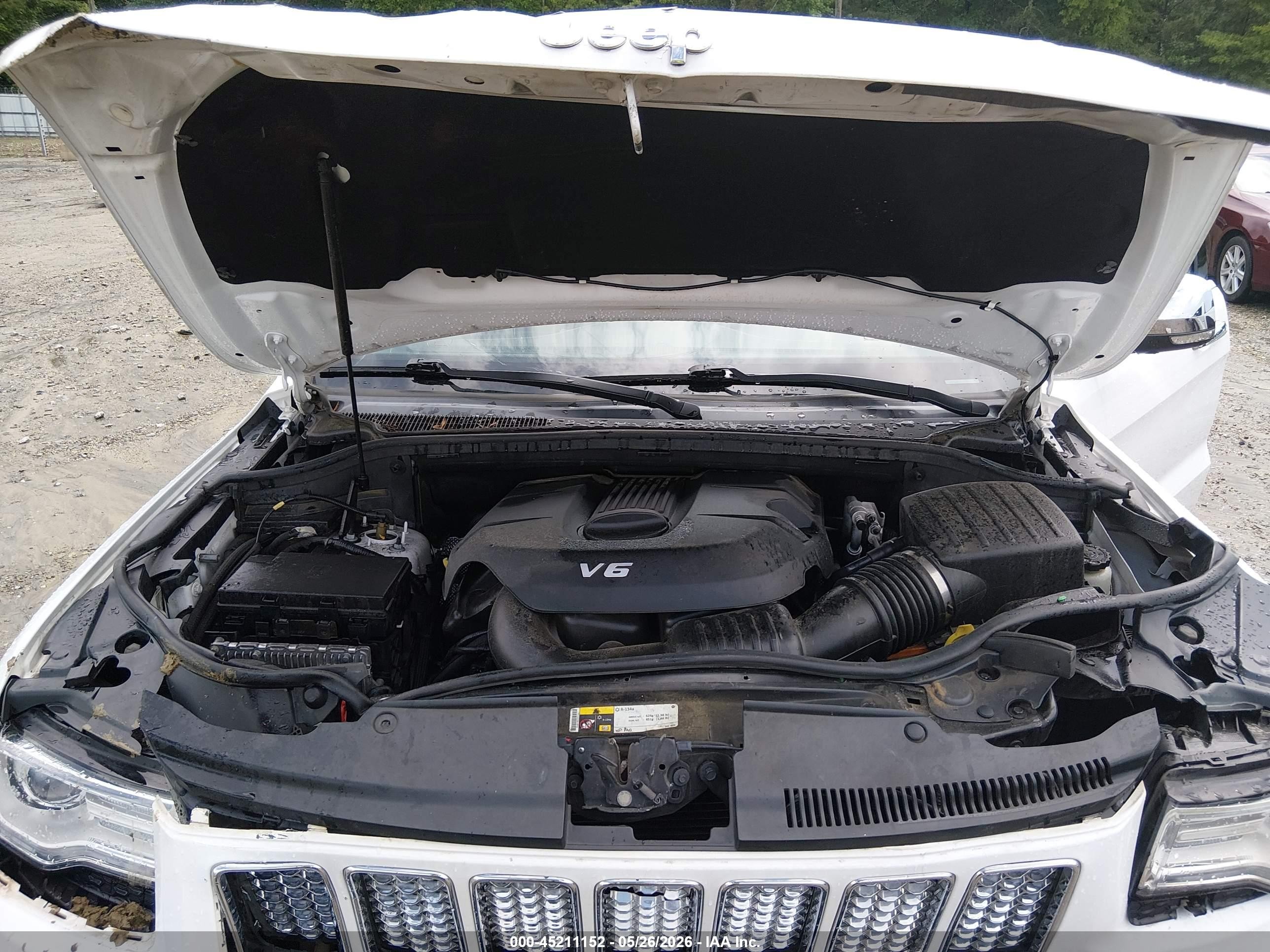 2014 Jeep Grand Cherokee Summit White vin: 1C4RJFJG2EC500119