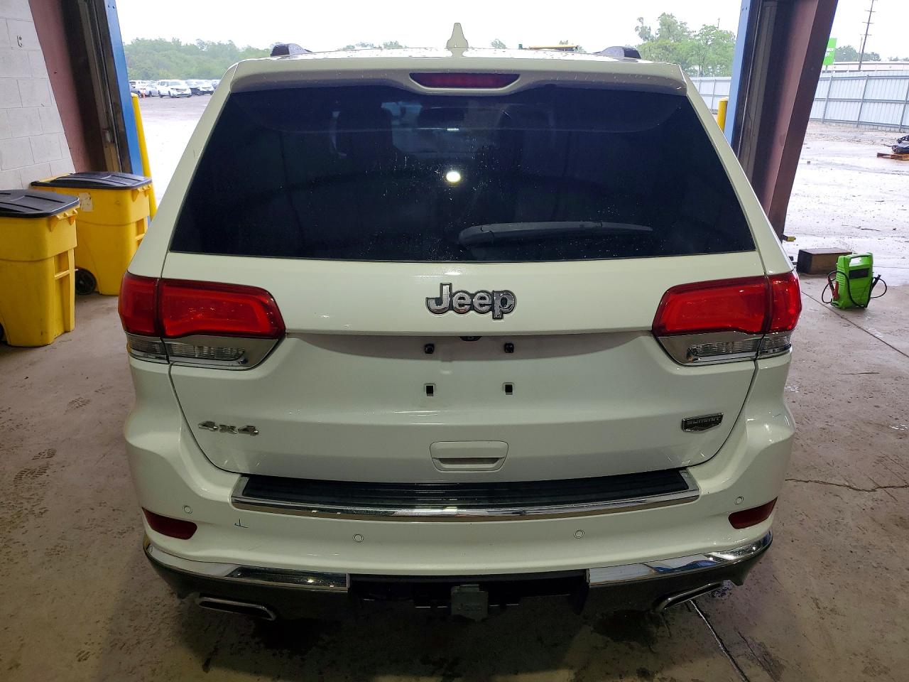 2015 Jeep Grand Cherokee Summit Белый vin: 1C4RJFJG2FC769142