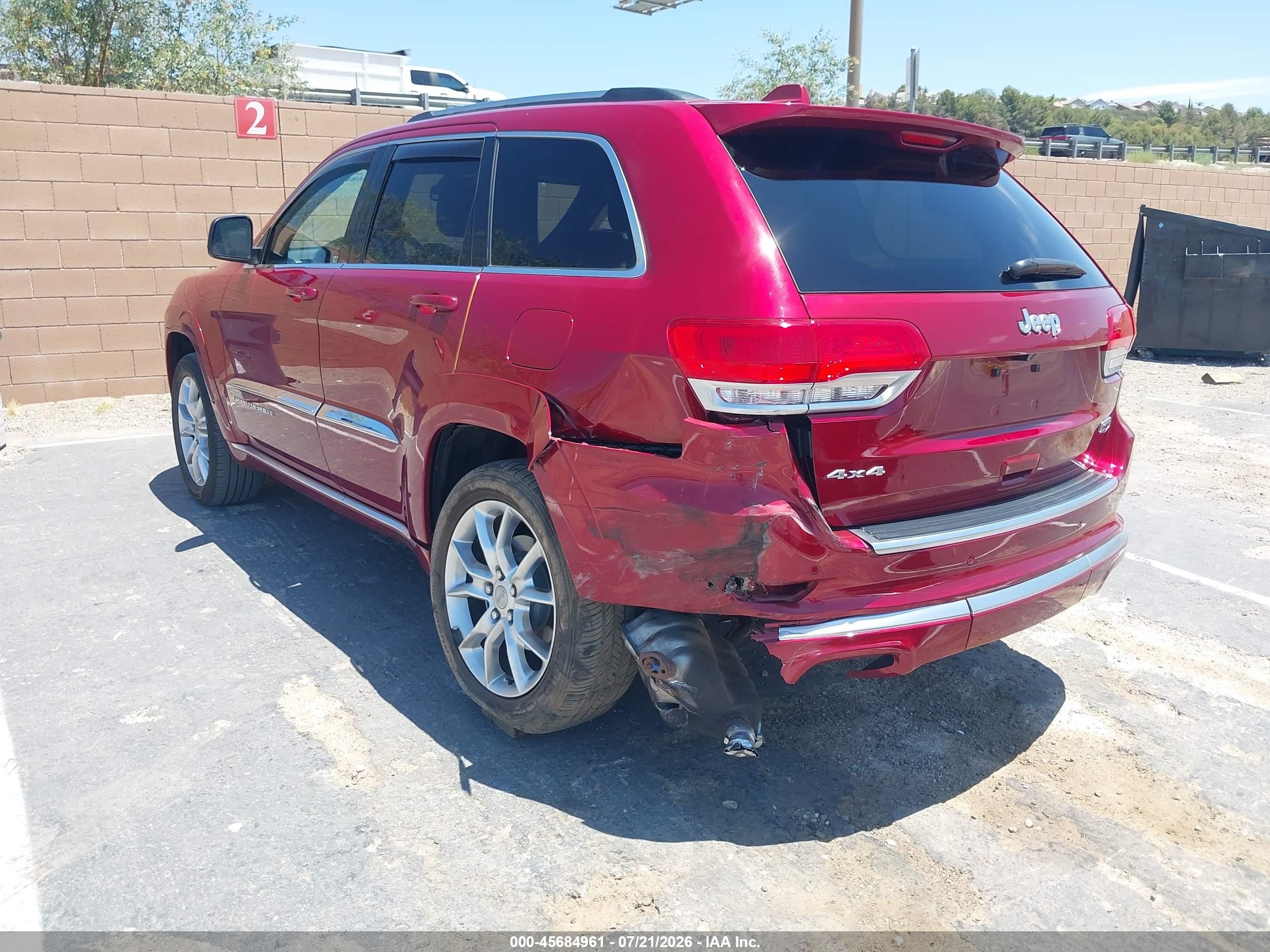 2015 Jeep Grand Cherokee Summit Red vin: 1C4RJFJG2FC783364