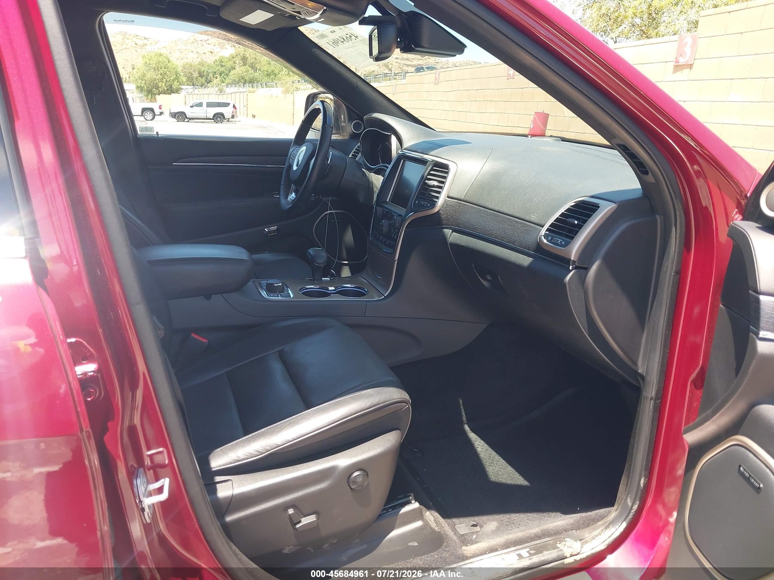 2015 Jeep Grand Cherokee Summit Red vin: 1C4RJFJG2FC783364