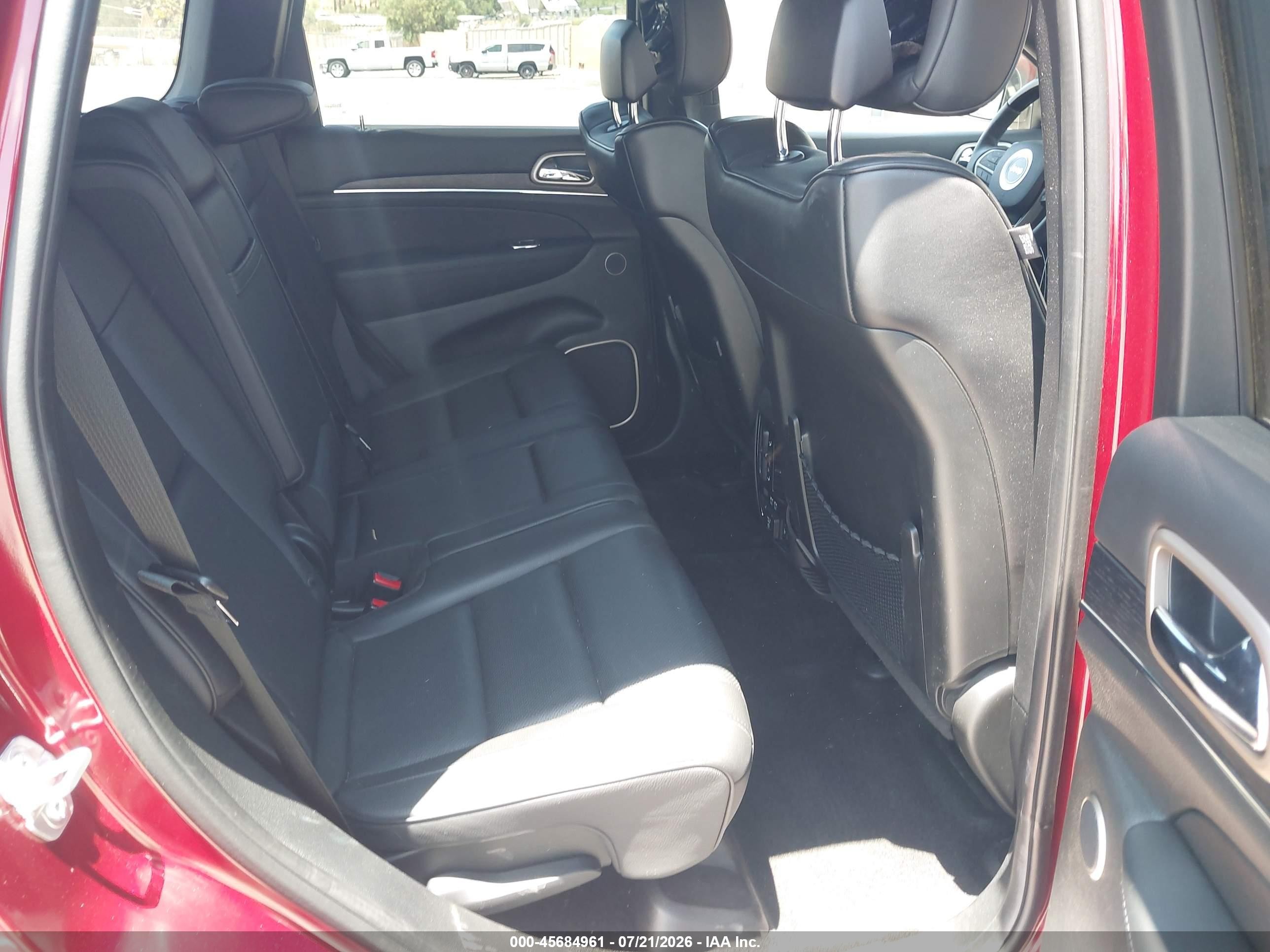 2015 Jeep Grand Cherokee Summit Red vin: 1C4RJFJG2FC783364