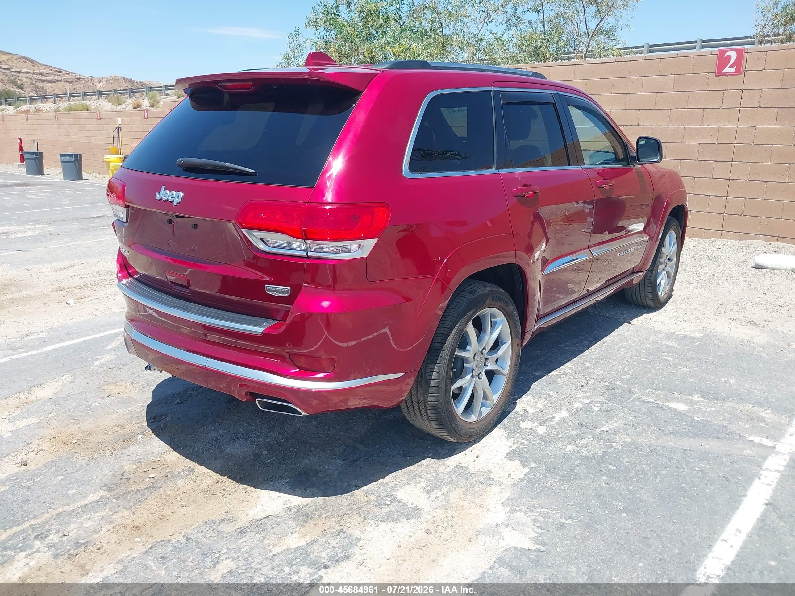 2015 Jeep Grand Cherokee Summit Red vin: 1C4RJFJG2FC783364