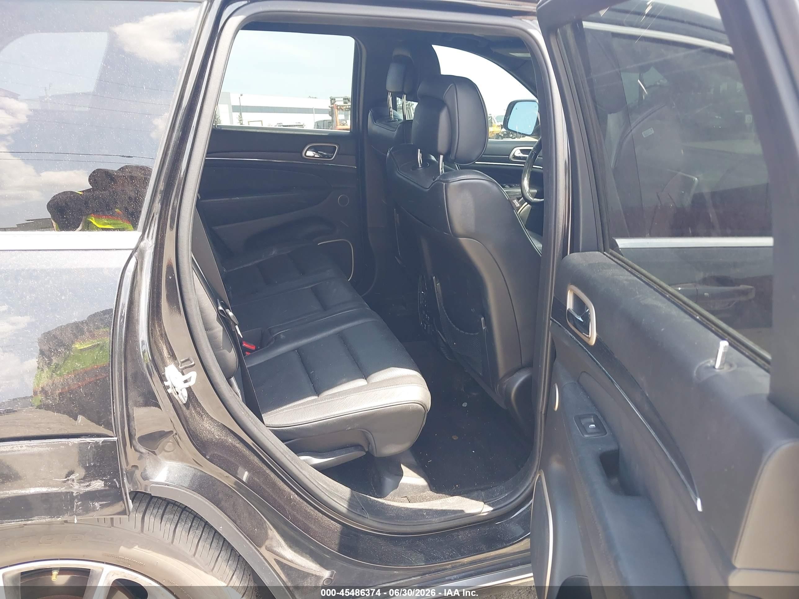 2015 Jeep Grand Cherokee Summit Черный vin: 1C4RJFJG3FC871579