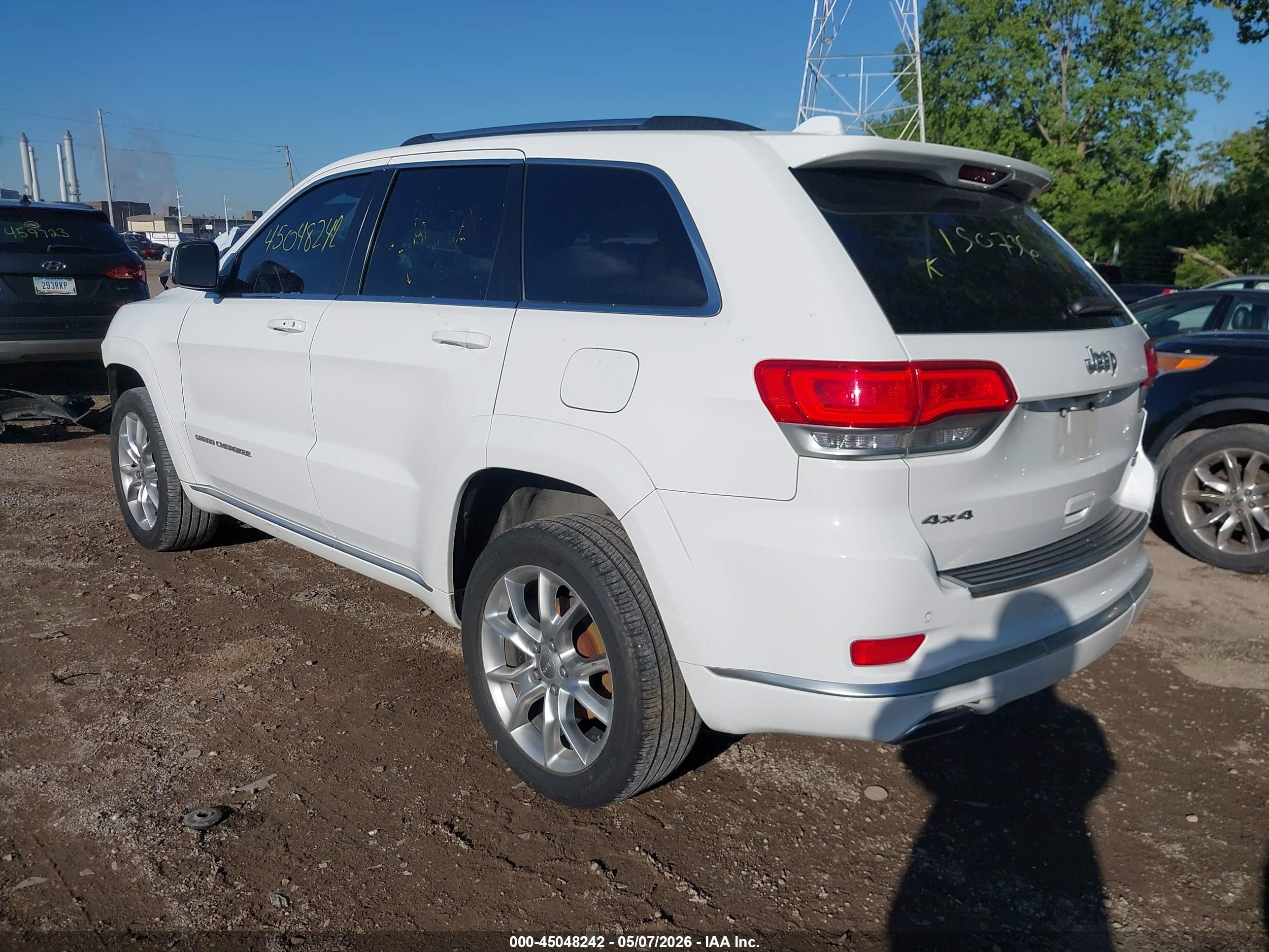 2015 Jeep Grand Cherokee Summit White vin: 1C4RJFJG4FC150736