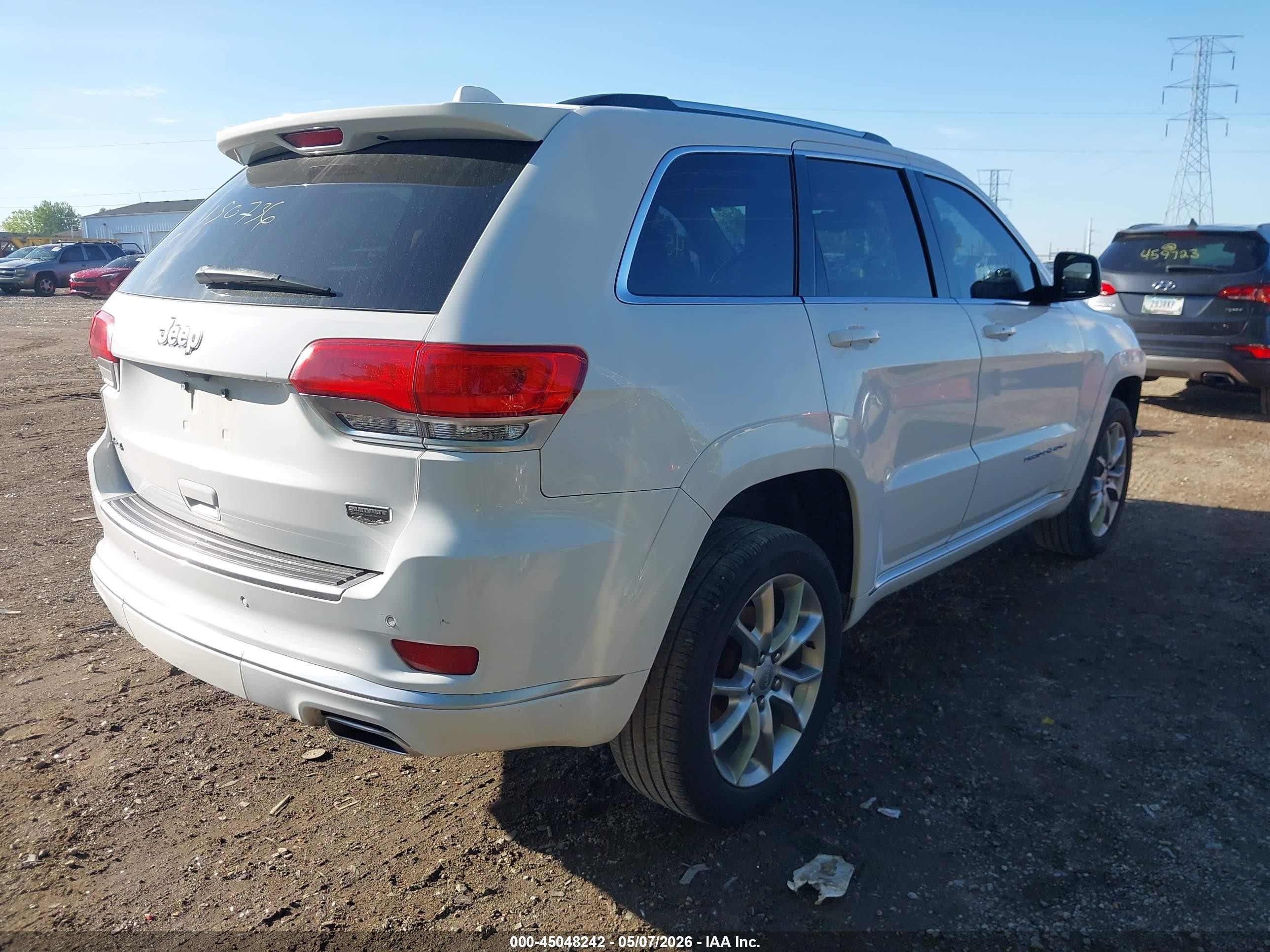 2015 Jeep Grand Cherokee Summit White vin: 1C4RJFJG4FC150736
