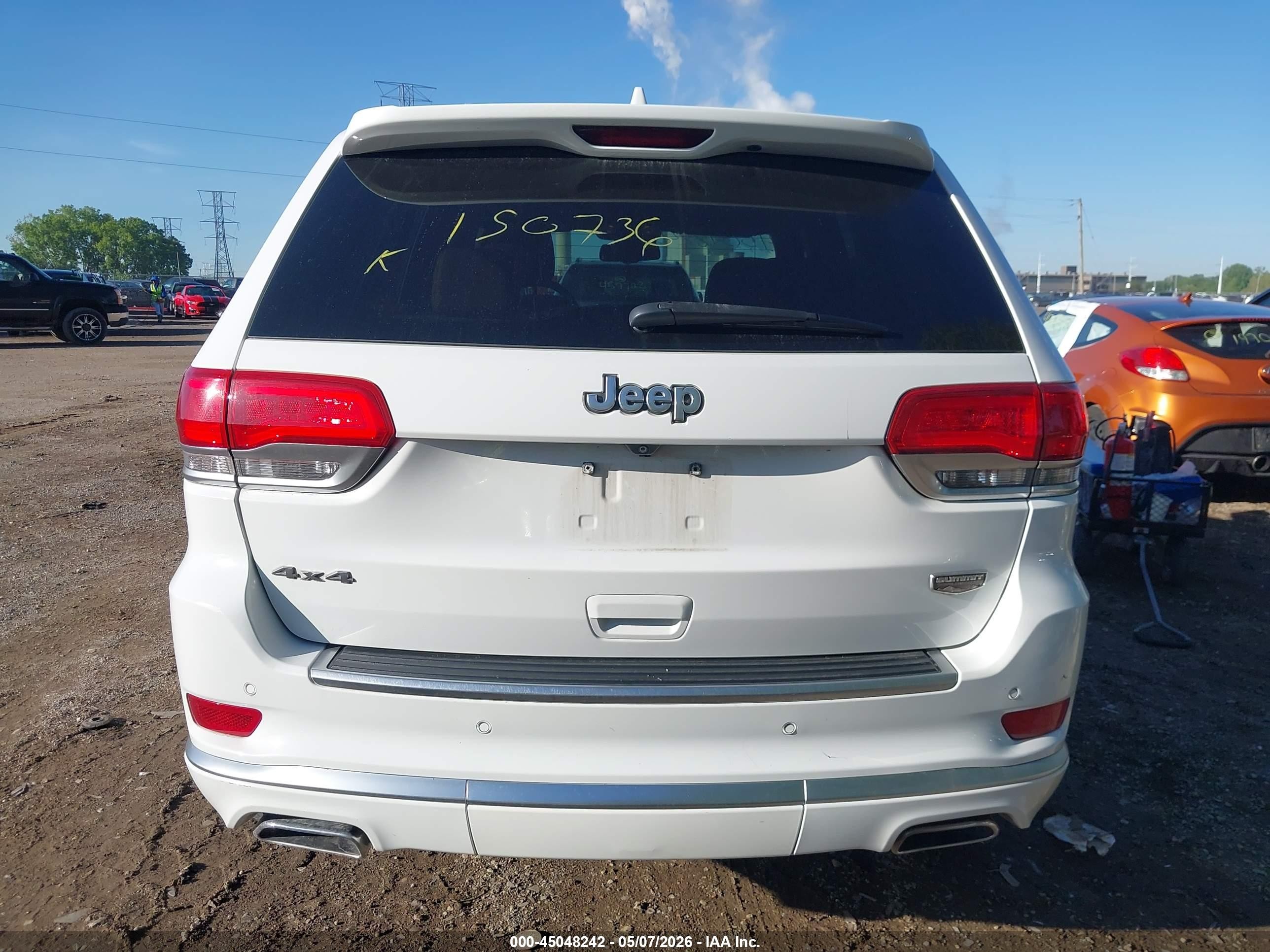 2015 Jeep Grand Cherokee Summit White vin: 1C4RJFJG4FC150736