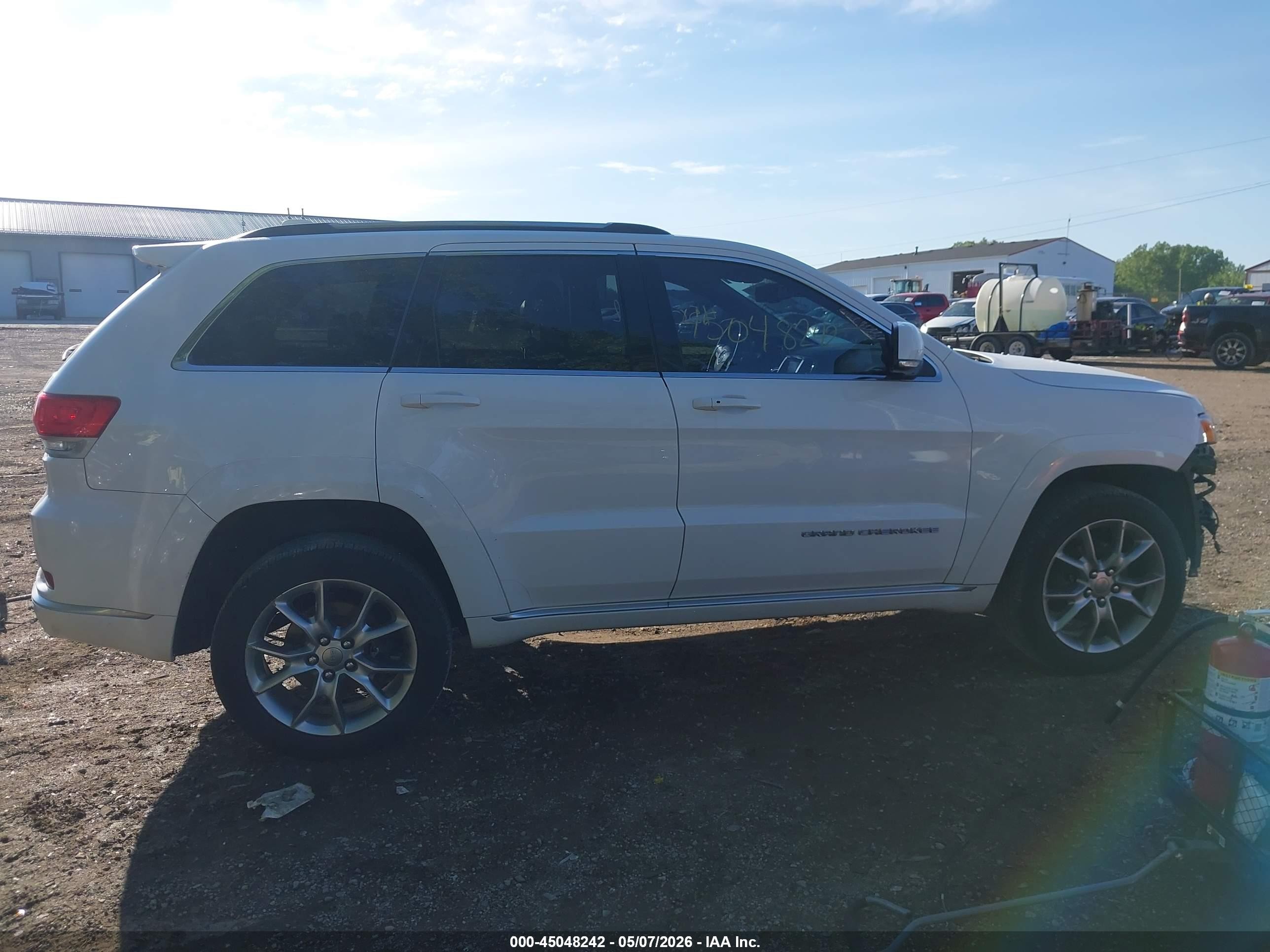 2015 Jeep Grand Cherokee Summit White vin: 1C4RJFJG4FC150736