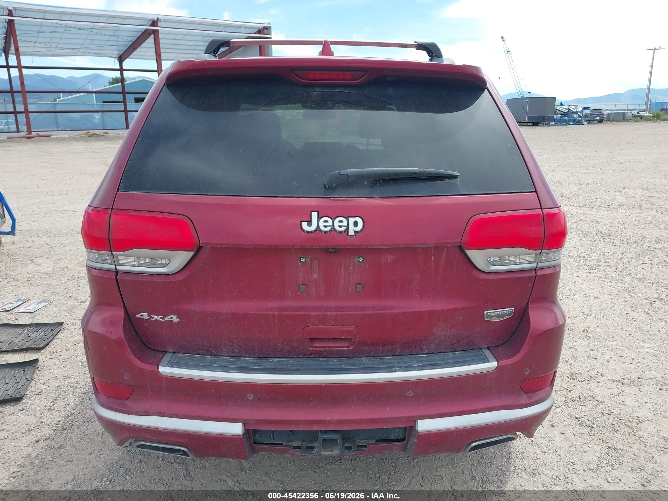 2015 Jeep Grand Cherokee Summit Red vin: 1C4RJFJG4FC665123