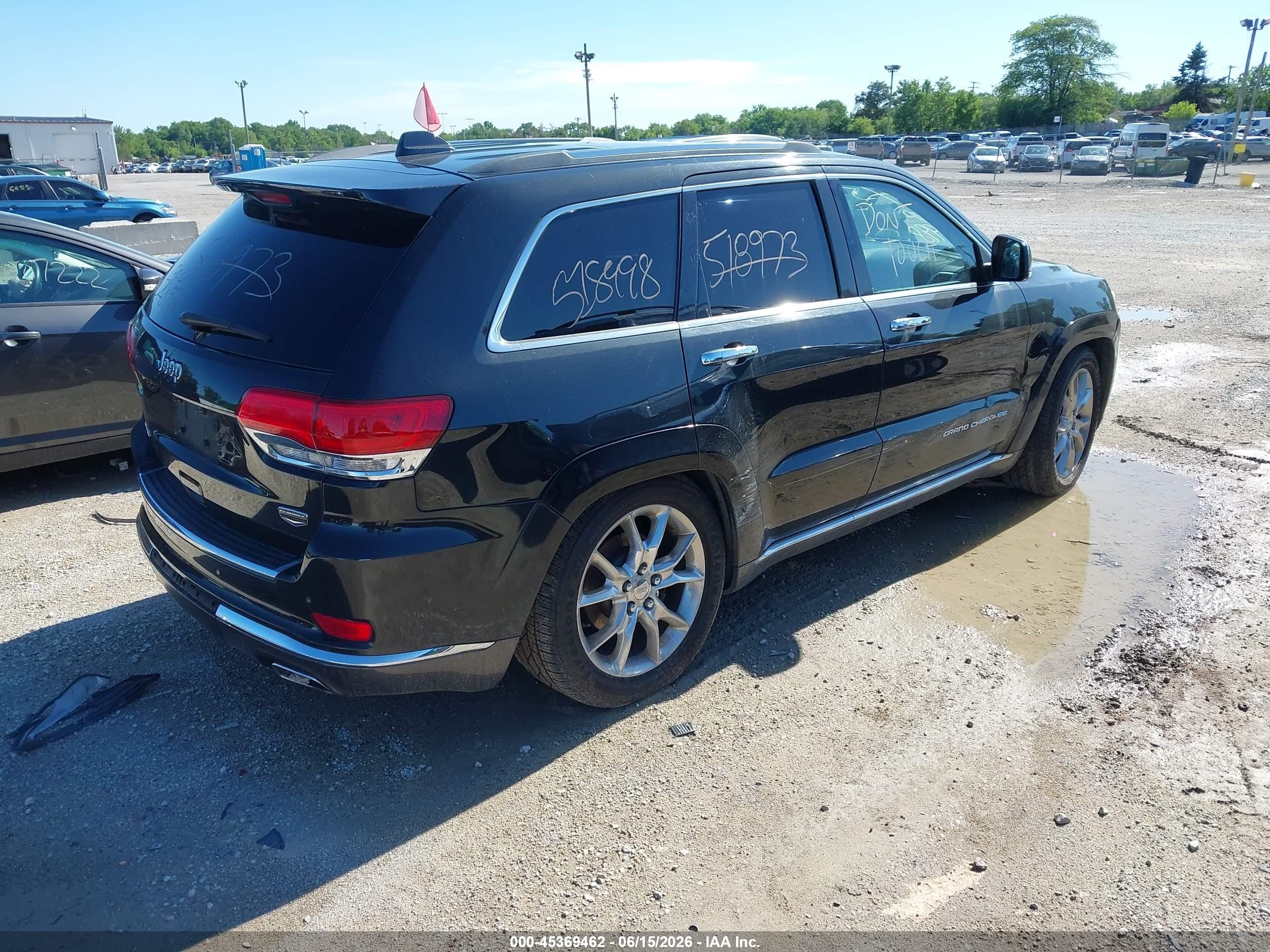 2014 Jeep Grand Cherokee   Black vin: 1C4RJFJG5EC125682