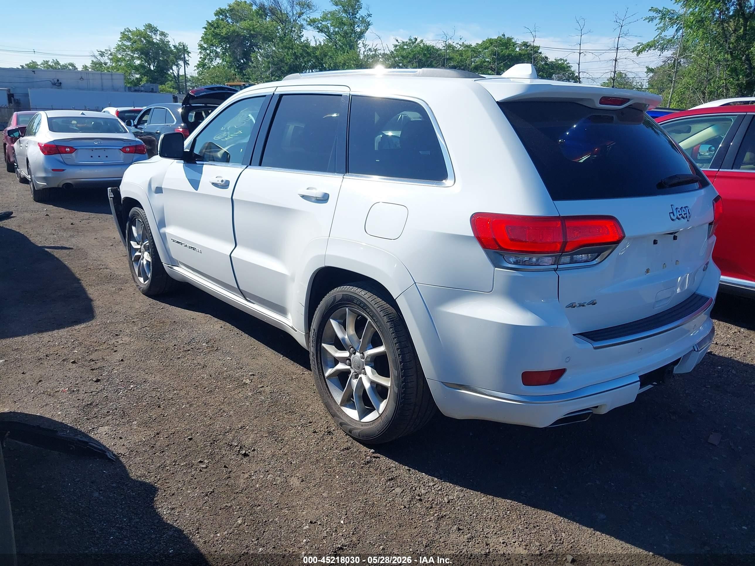 2015 Jeep Grand Cherokee Summit White vin: 1C4RJFJG5FC667575