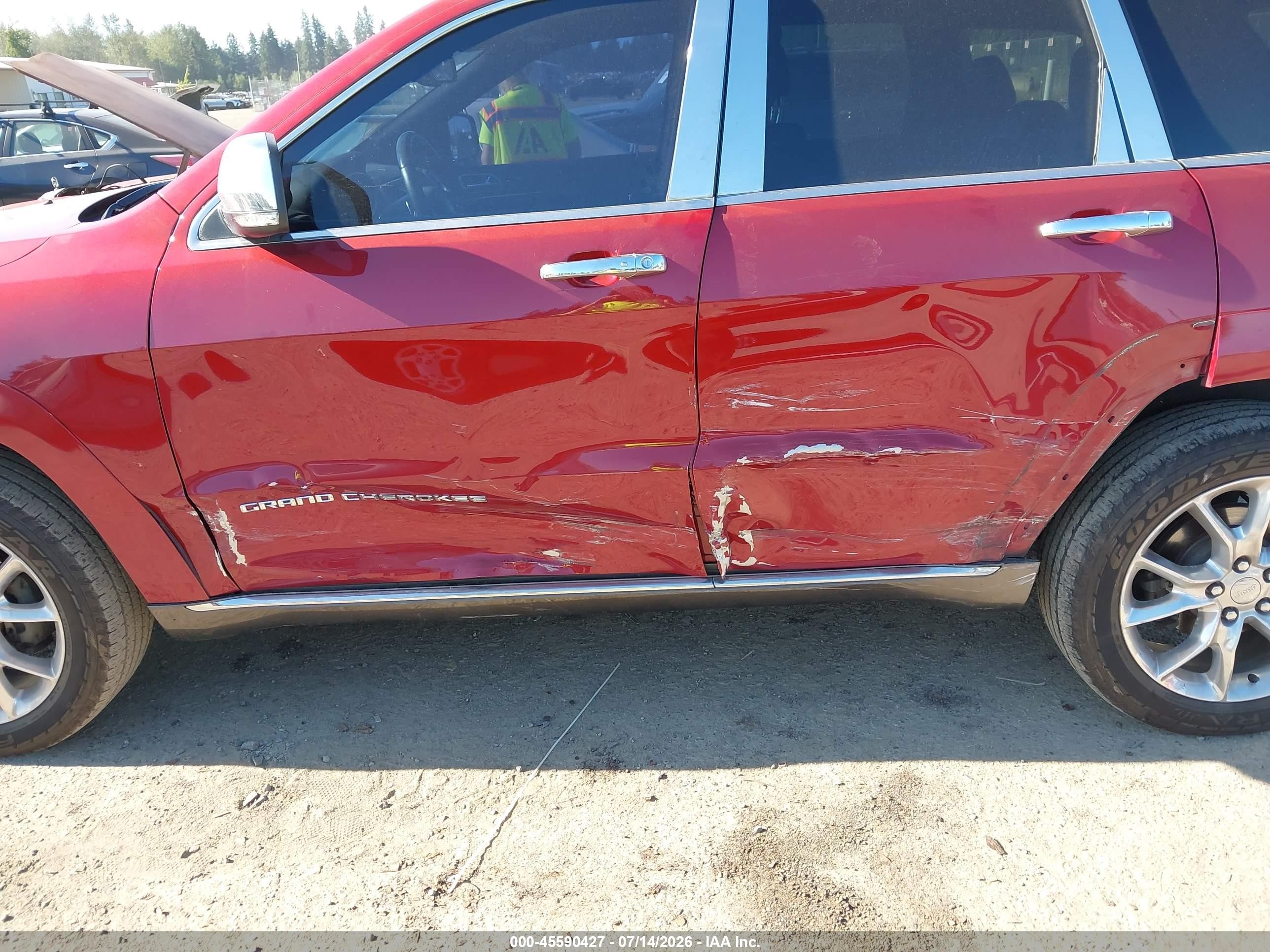2014 Jeep Grand Cherokee Summit Red vin: 1C4RJFJG7EC324264