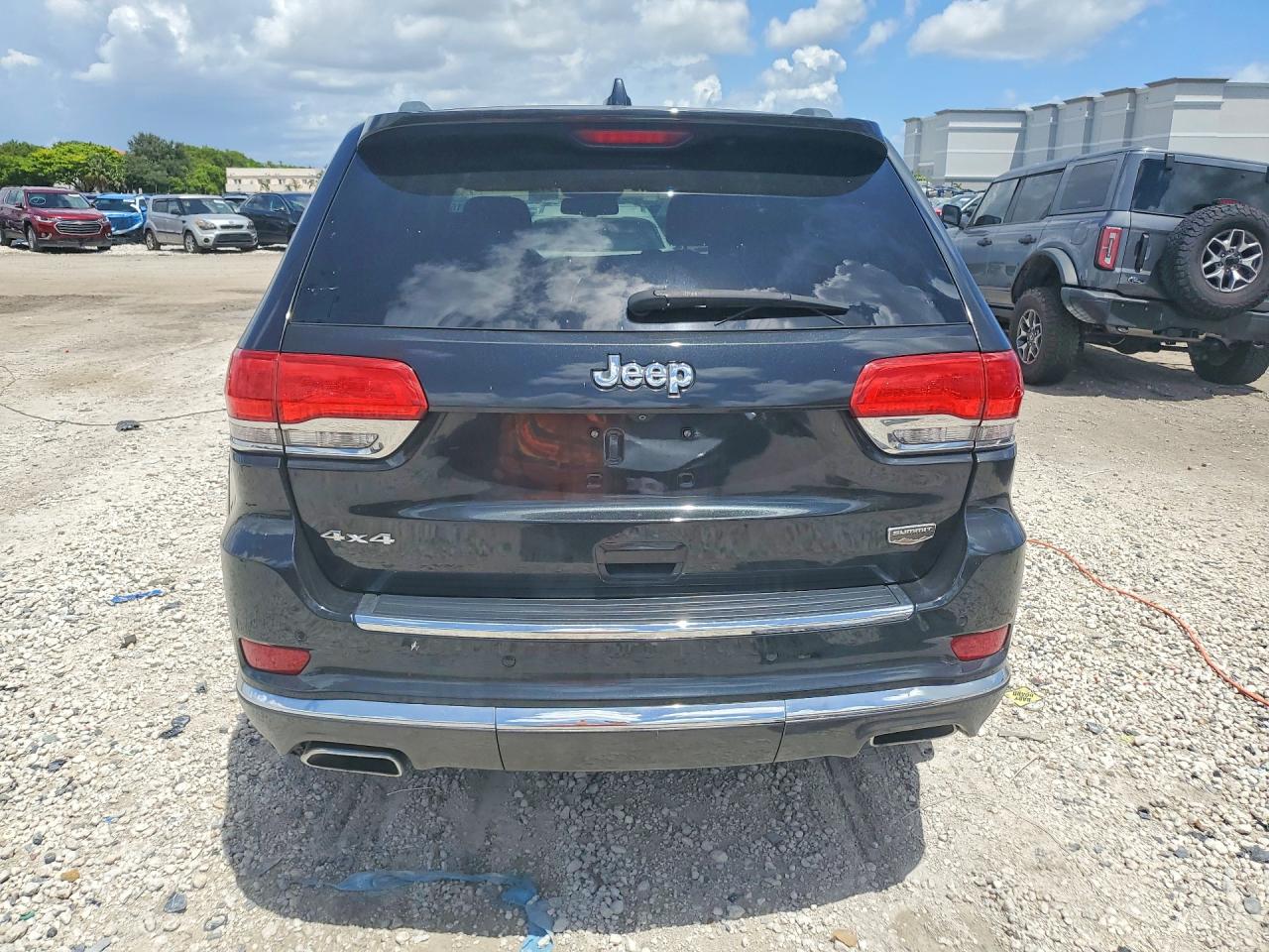 2015 Jeep Grand Cherokee Summit Black vin: 1C4RJFJG8FC797513