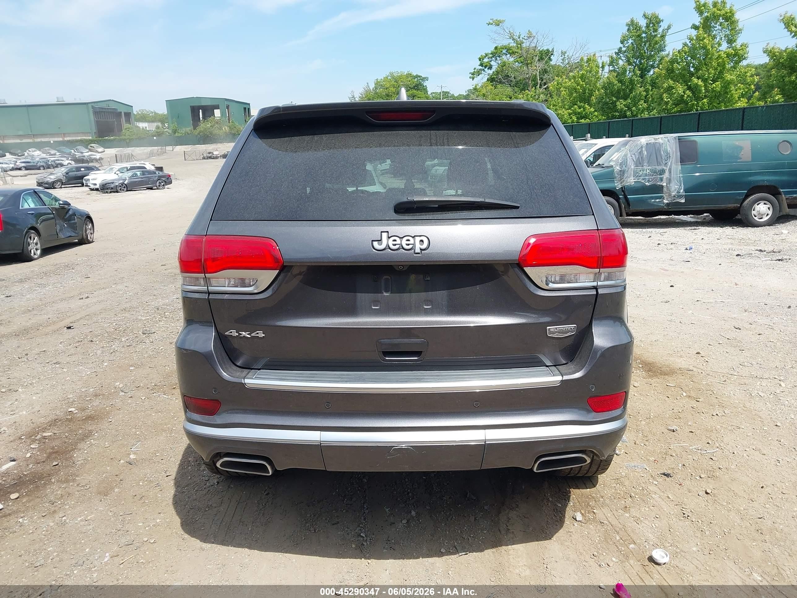 2015 Jeep Grand Cherokee Summit Gray vin: 1C4RJFJG9FC778436