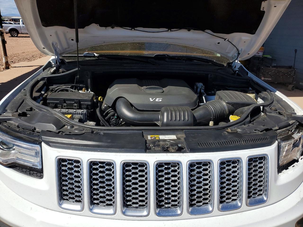 2015 Jeep Grand Cherokee Summit Белый vin: 1C4RJFJG9FC882439