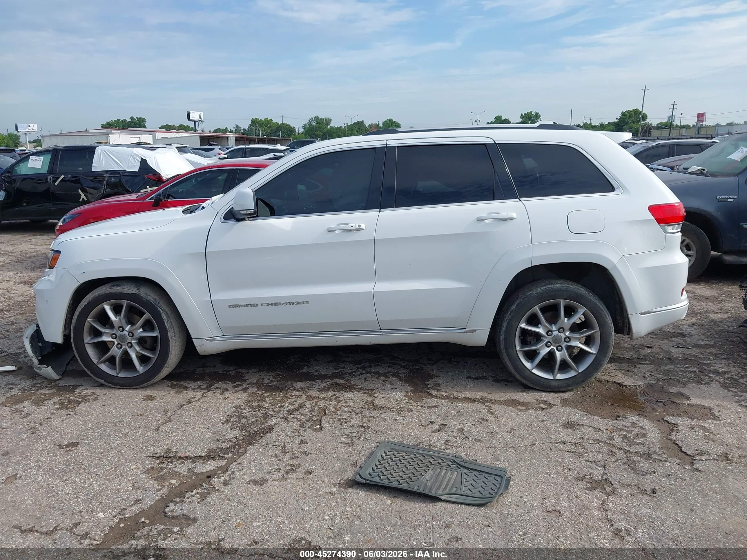 2015 Jeep Grand Cherokee Summit Белый vin: 1C4RJFJGXFC641862