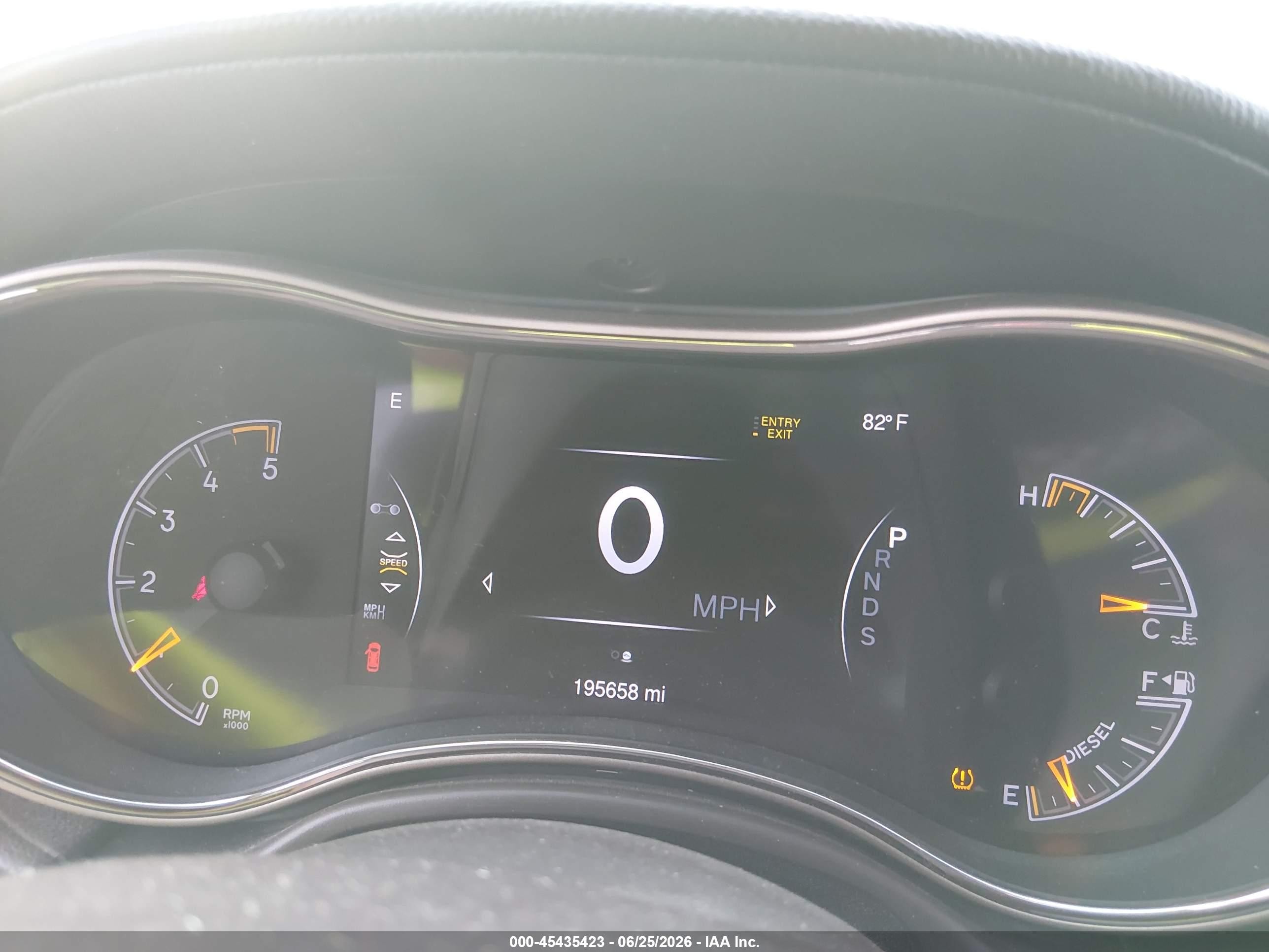 2014 Jeep Grand Cherokee   Коричневый vin: 1C4RJFJM2EC333993