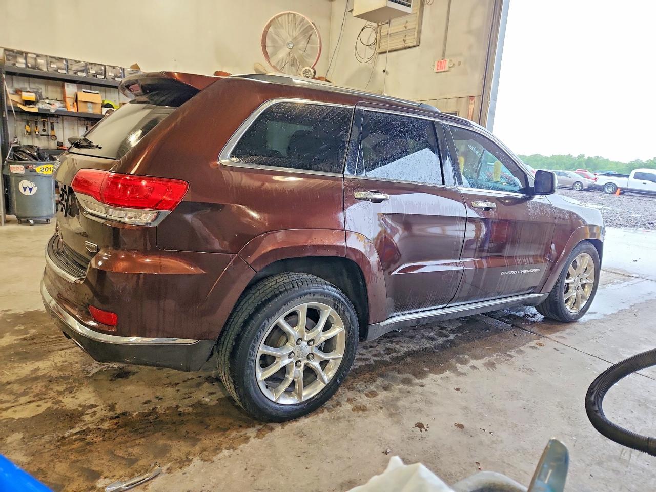 2015 Jeep Grand Cherokee Summit Brown vin: 1C4RJFJM4FC877526