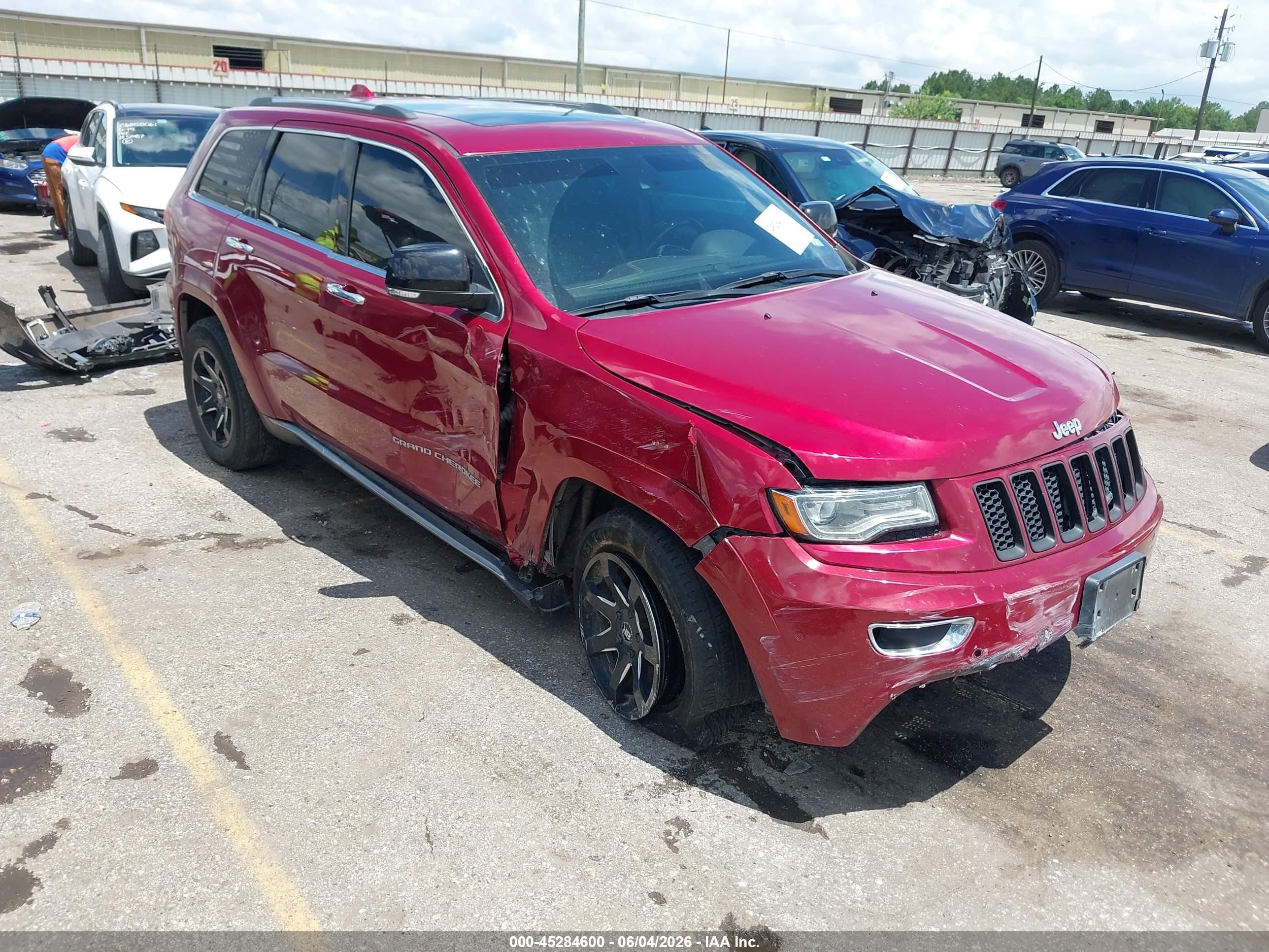 2014 Jeep Grand Cherokee Summit Red vin: 1C4RJFJM7EC368156