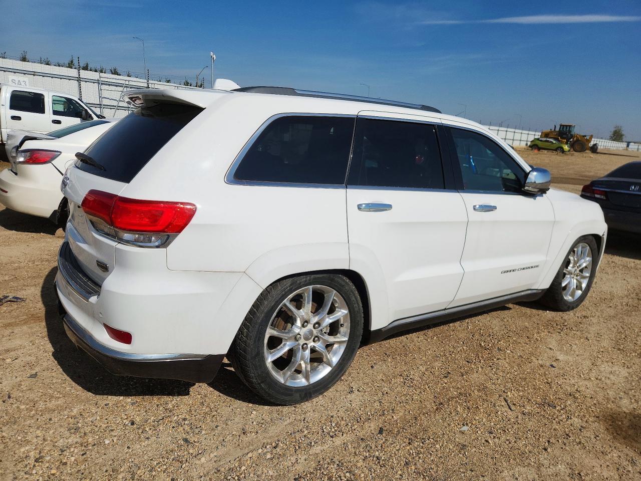 2014 Jeep Grand Cherokee Summit White vin: 1C4RJFJM7EC394594