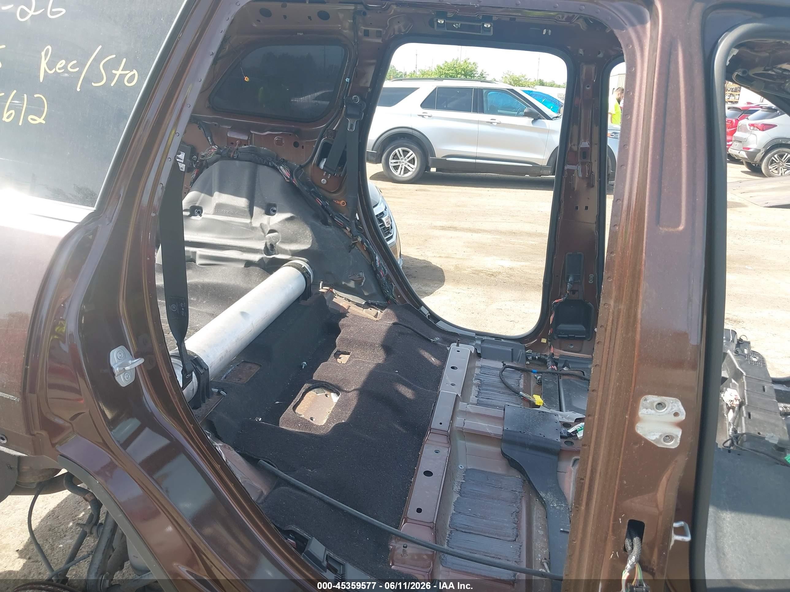 2015 Jeep Grand Cherokee   Brown vin: 1C4RJFJM9FC165612