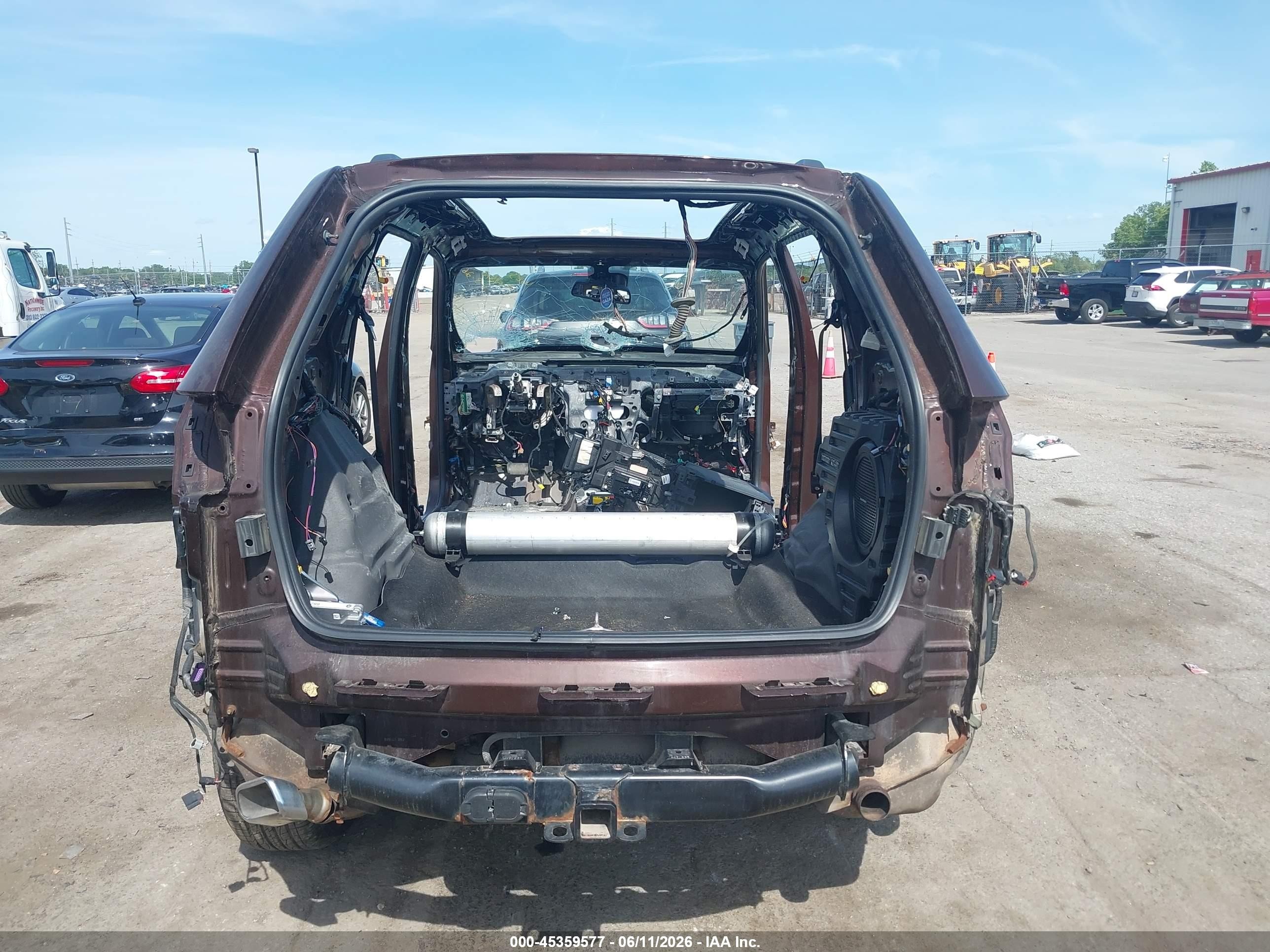 2015 Jeep Grand Cherokee   Brown vin: 1C4RJFJM9FC165612