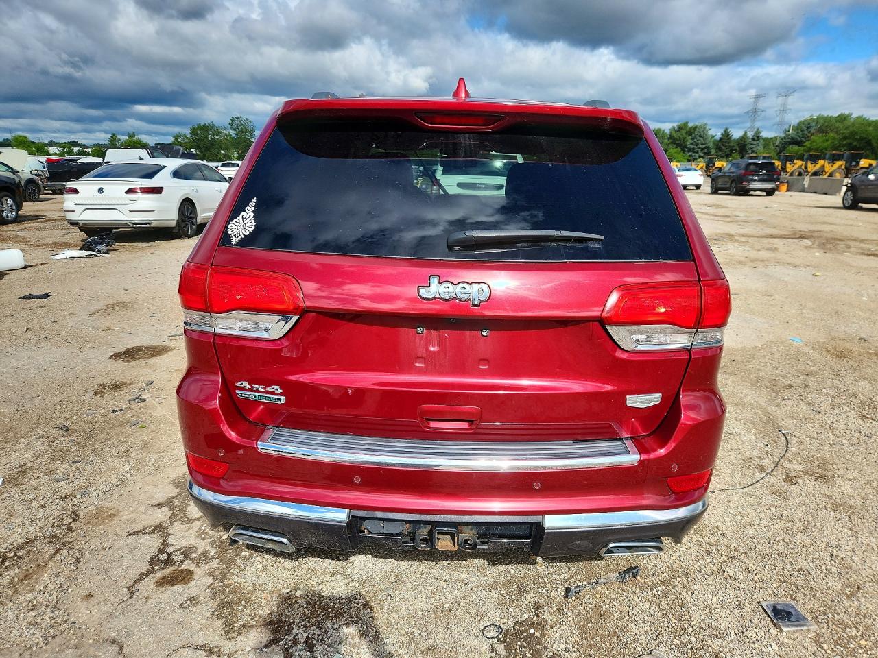 2015 Jeep Grand Cherokee Summit Red vin: 1C4RJFJMXFC795140
