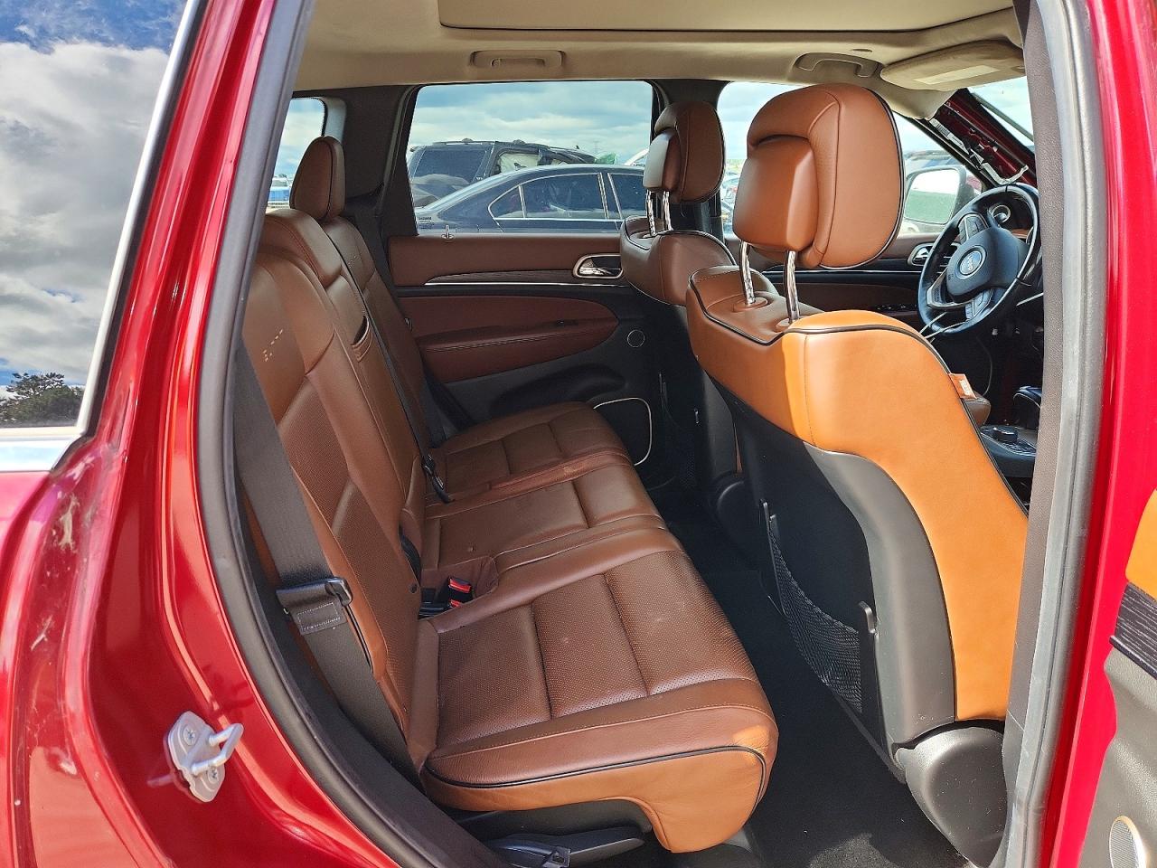 2015 Jeep Grand Cherokee Summit Red vin: 1C4RJFJMXFC795140