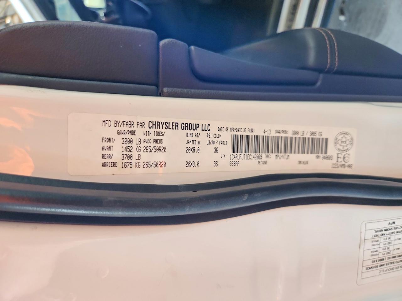 2014 Jeep Grand Cherokee Summit Белый vin: 1C4RJFJT1EC142069
