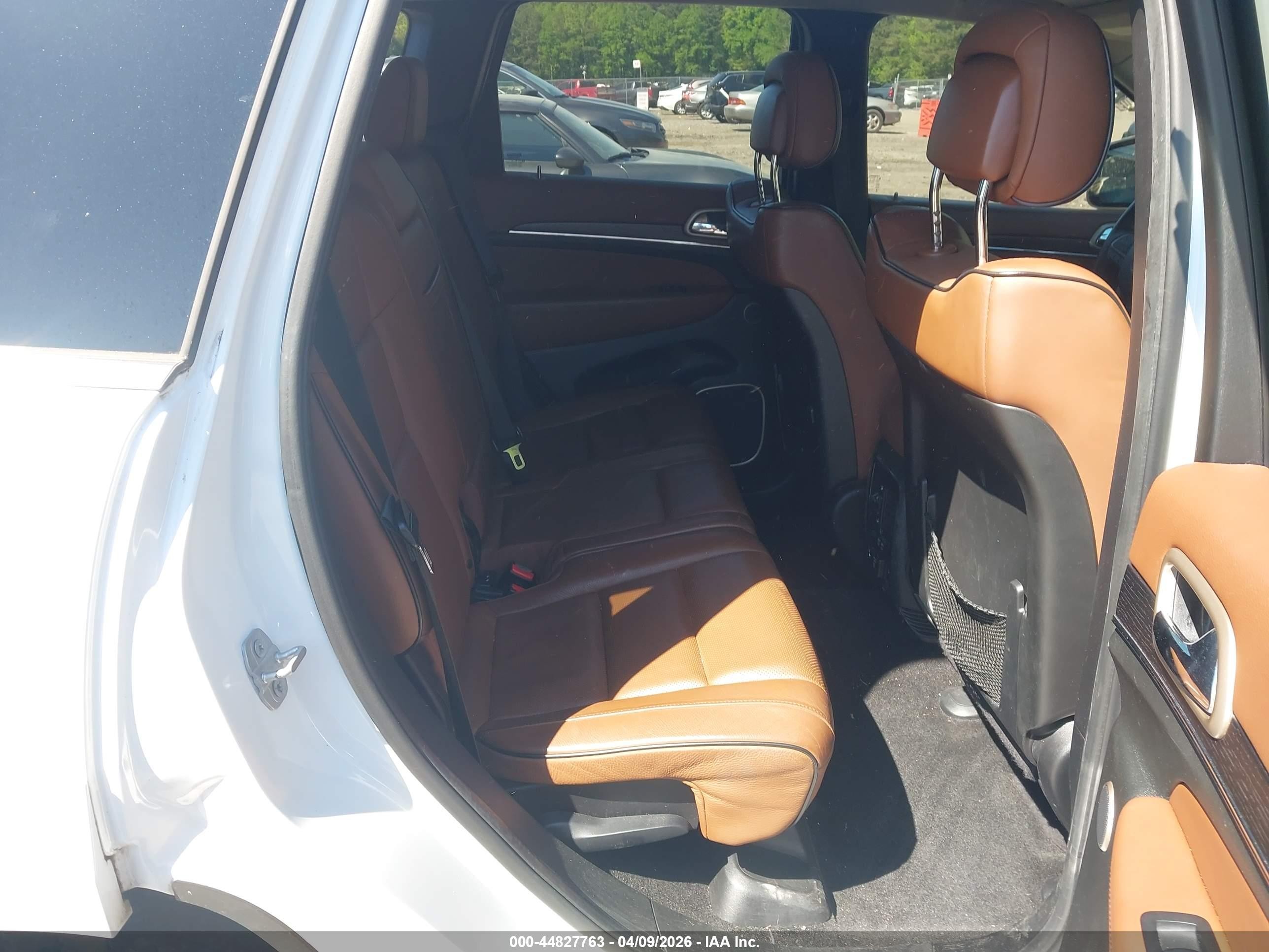 2015 Jeep Grand Cherokee Summit White vin: 1C4RJFJT1FC684354