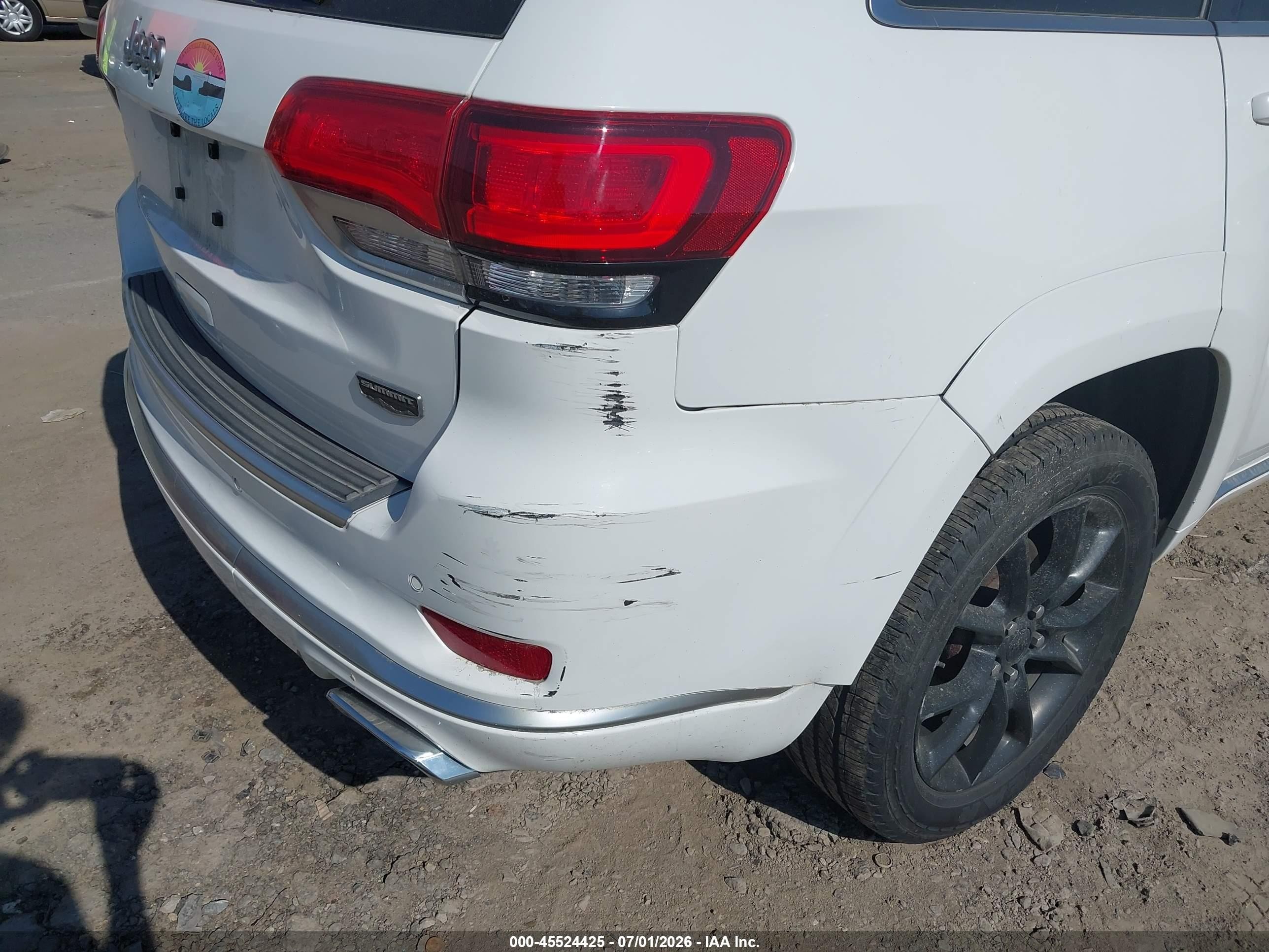 2015 Jeep Grand Cherokee Summit White vin: 1C4RJFJT1FC759389