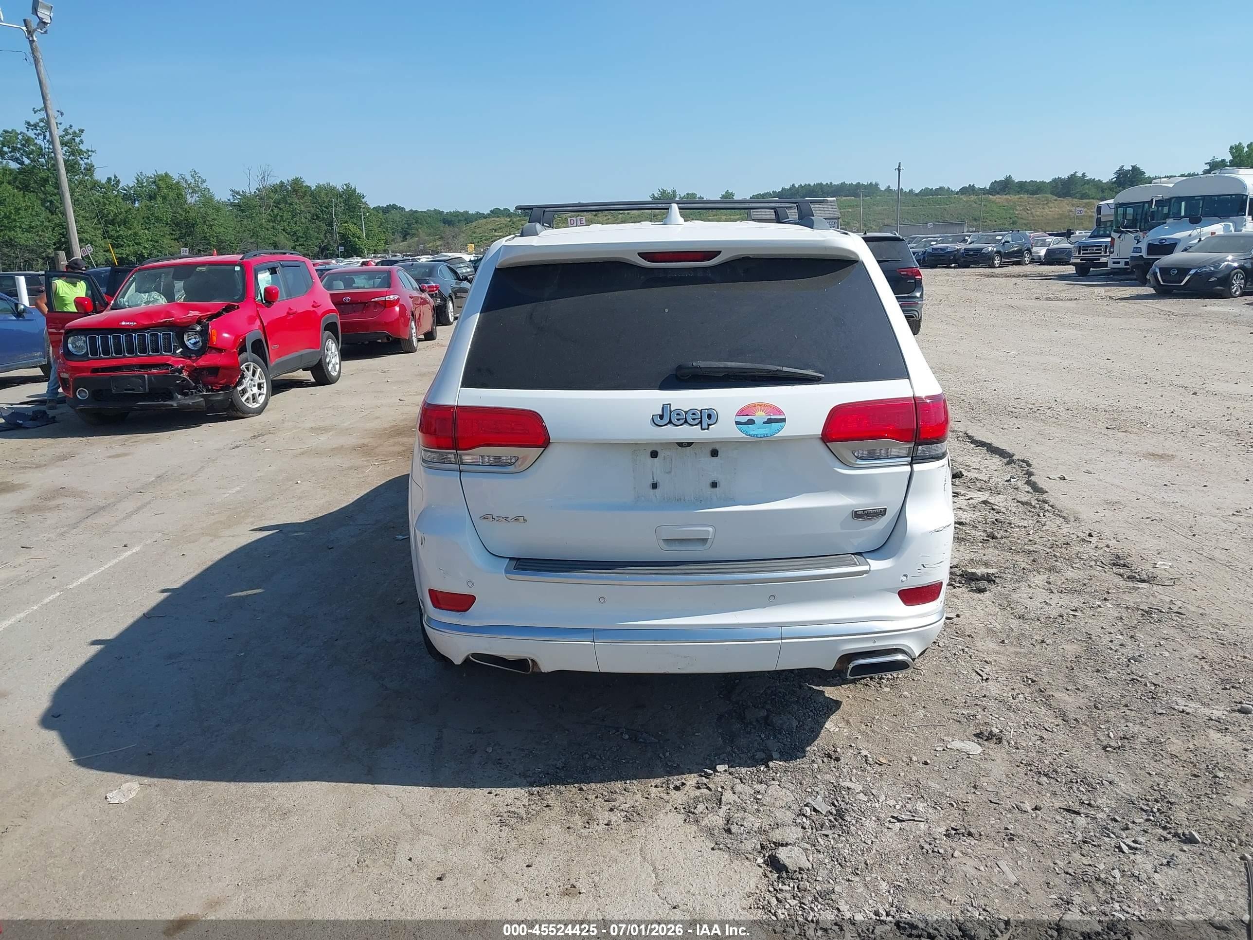 2015 Jeep Grand Cherokee Summit White vin: 1C4RJFJT1FC759389