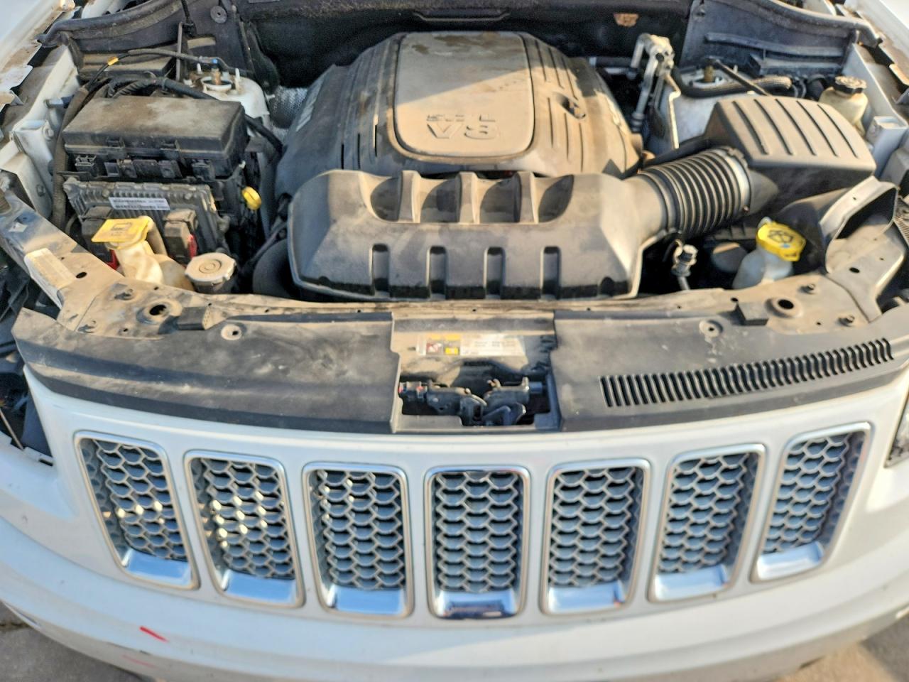 2014 Jeep Grand Cherokee Summit White vin: 1C4RJFJT2EC391562