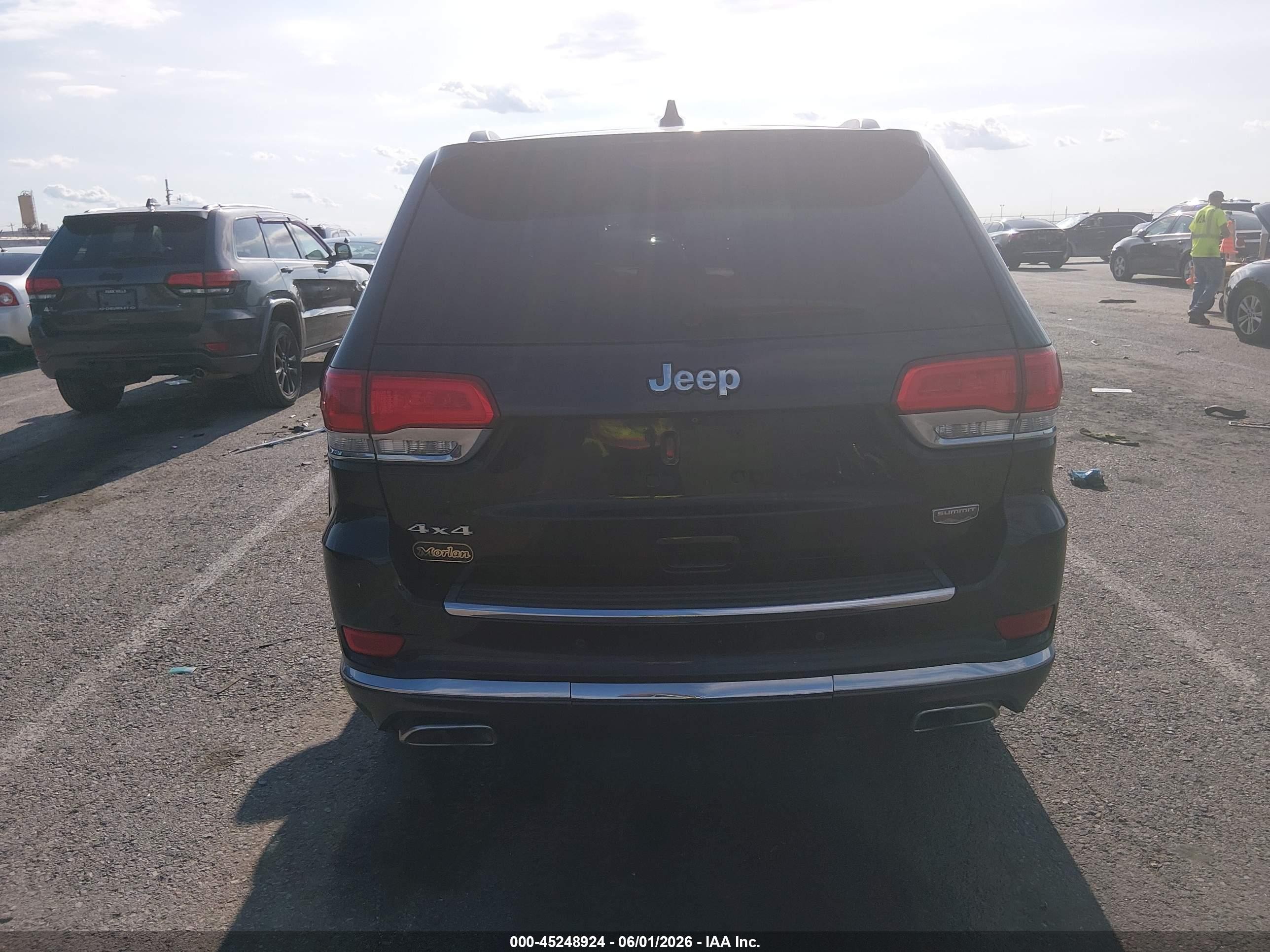 2015 Jeep Grand Cherokee Summit Black vin: 1C4RJFJT2FC857346