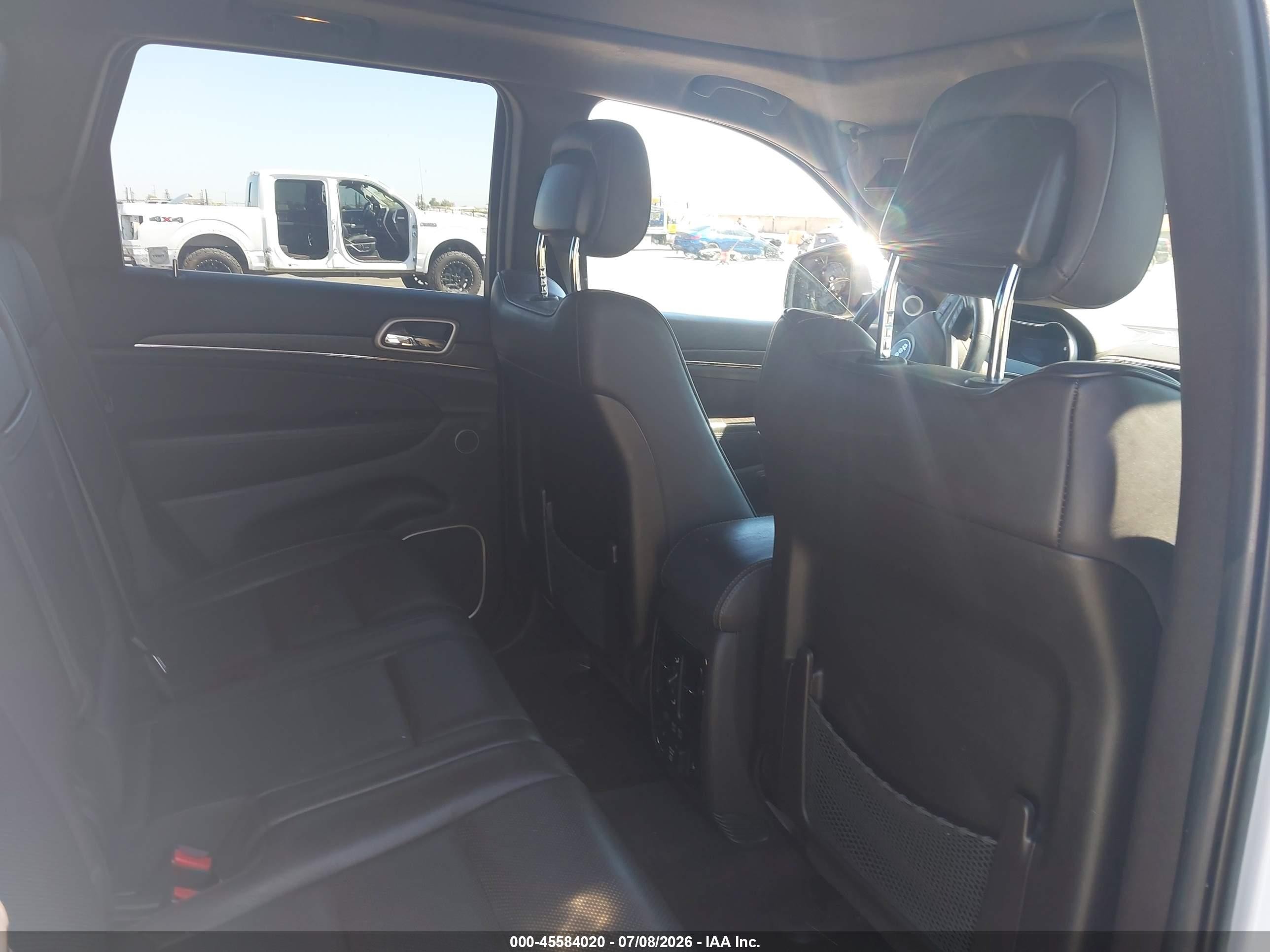 2014 Jeep Grand Cherokee Summit White vin: 1C4RJFJT5EC125713