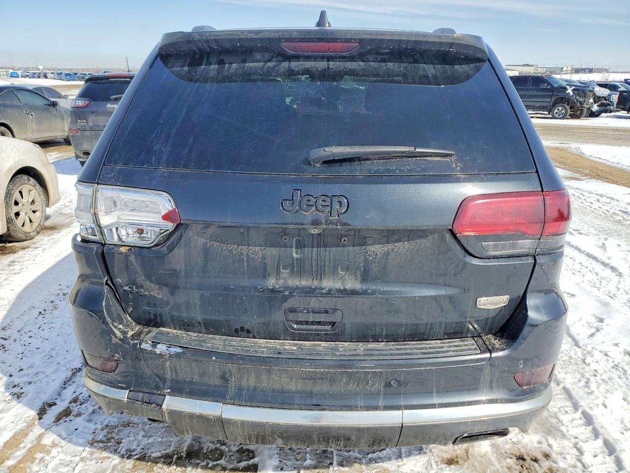 2015 Jeep Grand Cherokee Summit Черный vin: 1C4RJFJT6FC233162