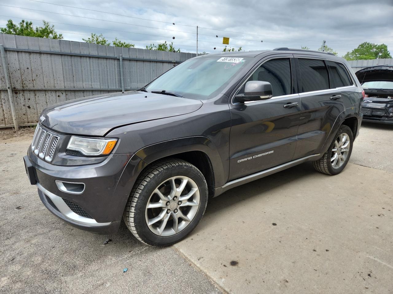 2015 Jeep Grand Cherokee Summit Charcoal vin: 1C4RJFJT6FC764958 Damage: Left Front Fender, Heavy Scratch, 1 To 2 Inches