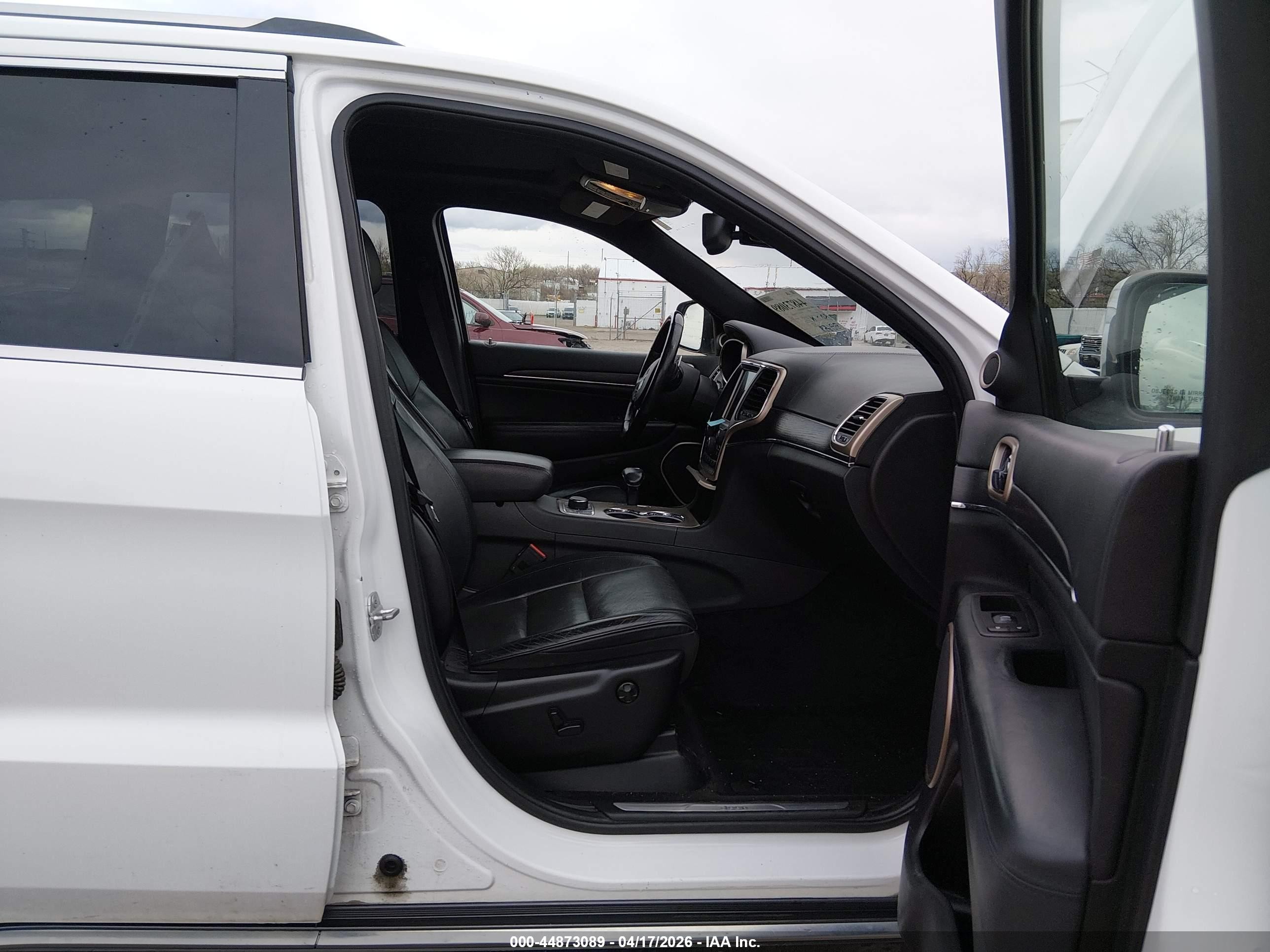 2014 Jeep Grand Cherokee Summit White vin: 1C4RJFJT7EC252723