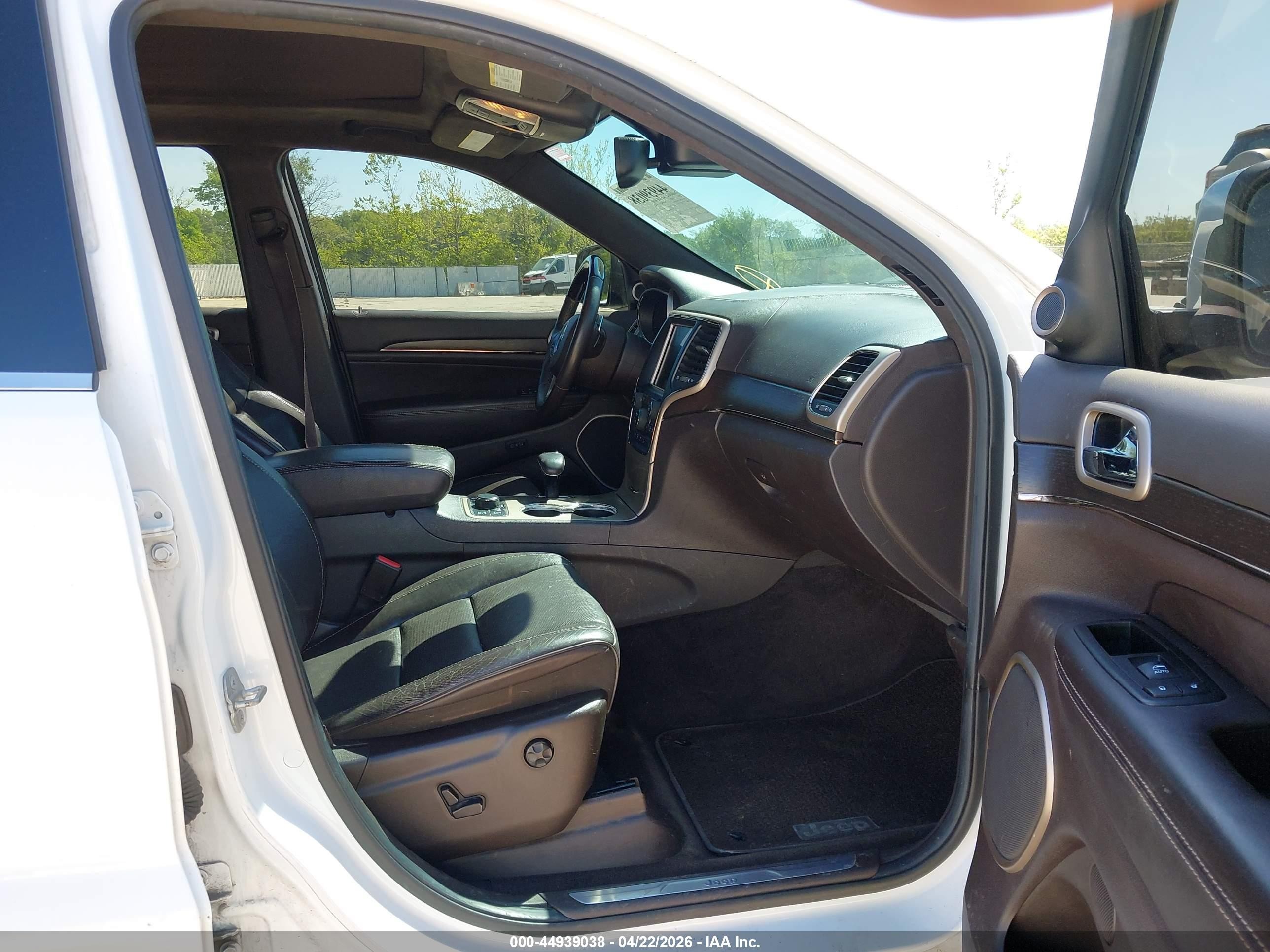 2014 Jeep Grand Cherokee Summit Белый vin: 1C4RJFJT8EC508979