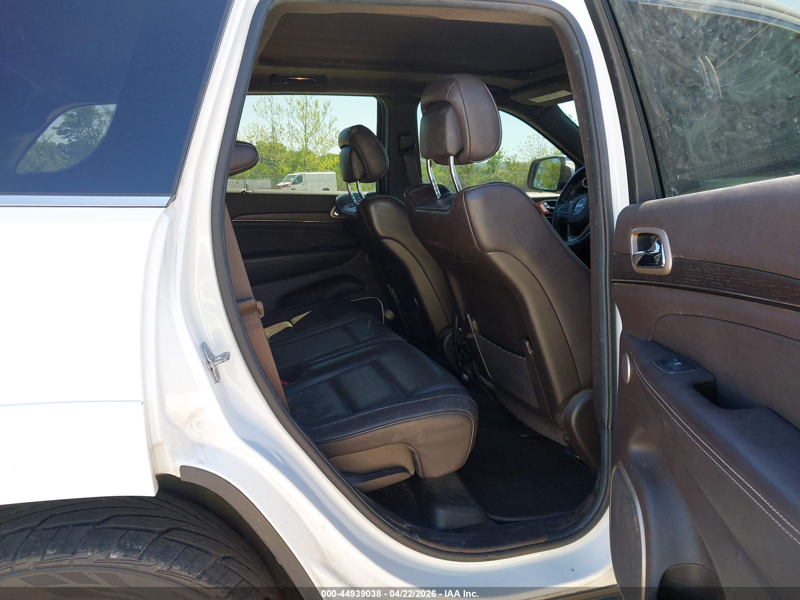 2014 Jeep Grand Cherokee Summit Белый vin: 1C4RJFJT8EC508979