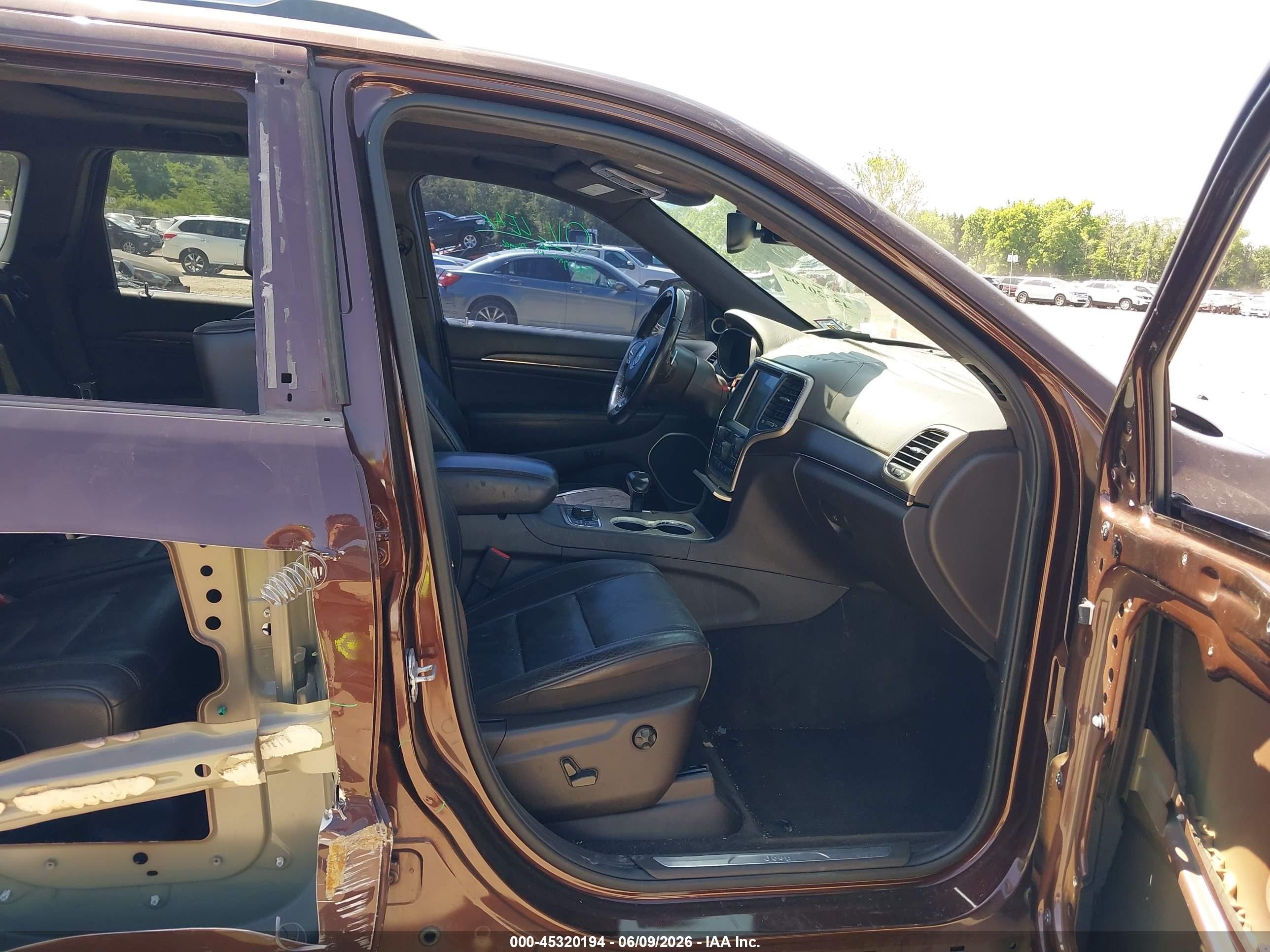 2014 Jeep Grand Cherokee Summit Brown vin: 1C4RJFJT8EC557082