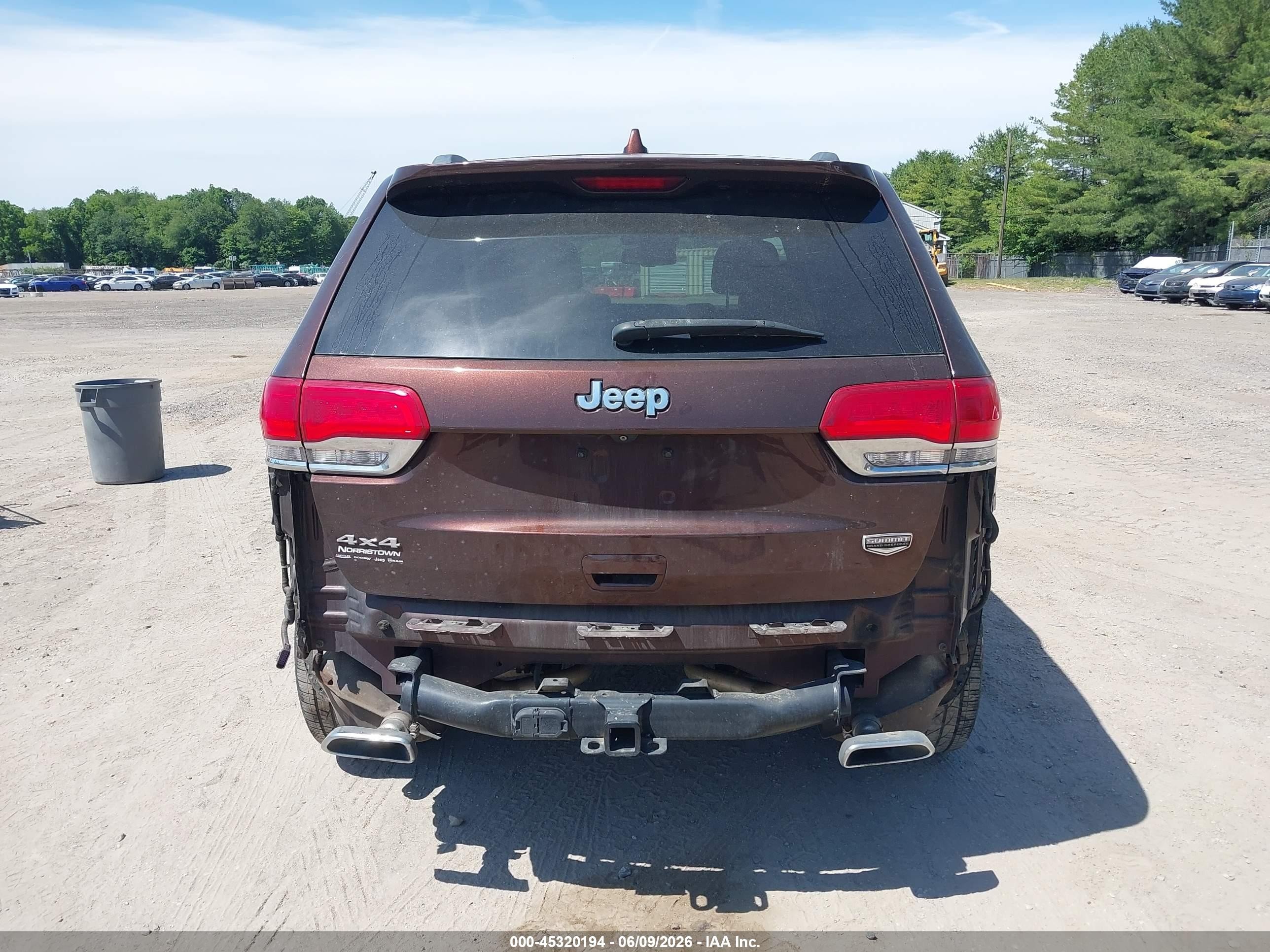 2014 Jeep Grand Cherokee Summit Brown vin: 1C4RJFJT8EC557082