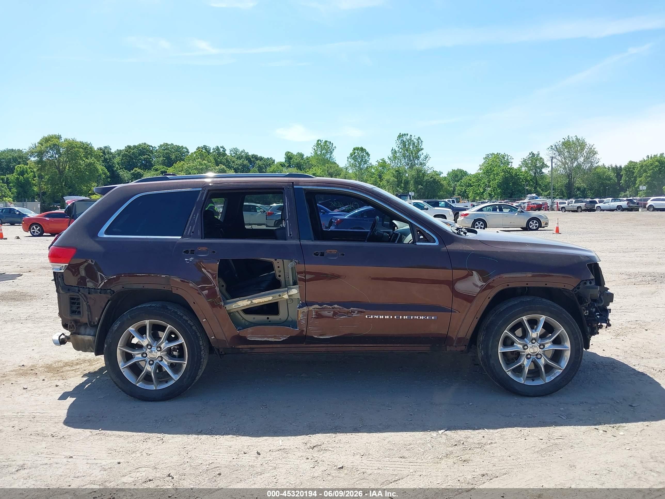 2014 Jeep Grand Cherokee Summit Brown vin: 1C4RJFJT8EC557082