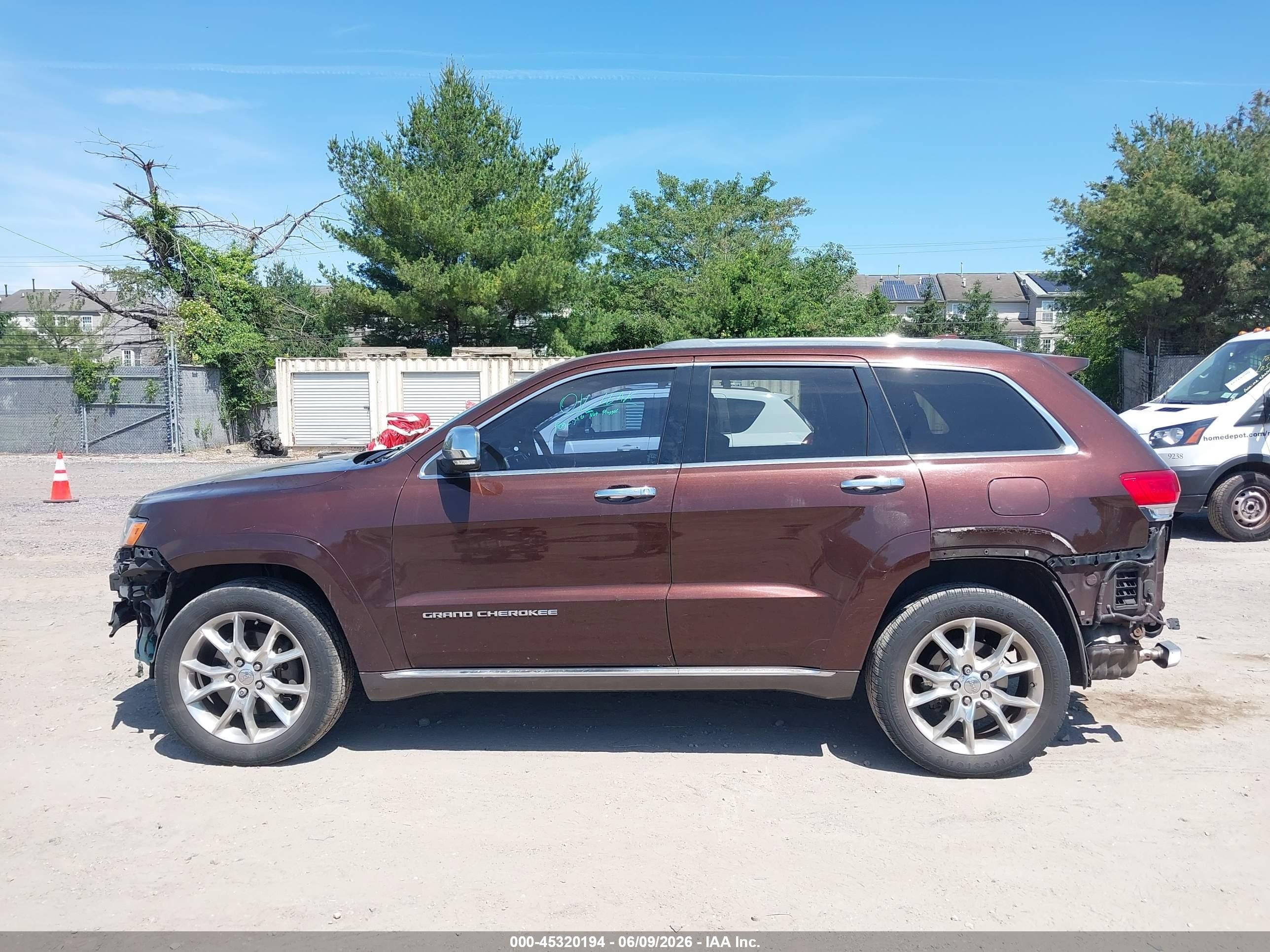 2014 Jeep Grand Cherokee Summit Brown vin: 1C4RJFJT8EC557082