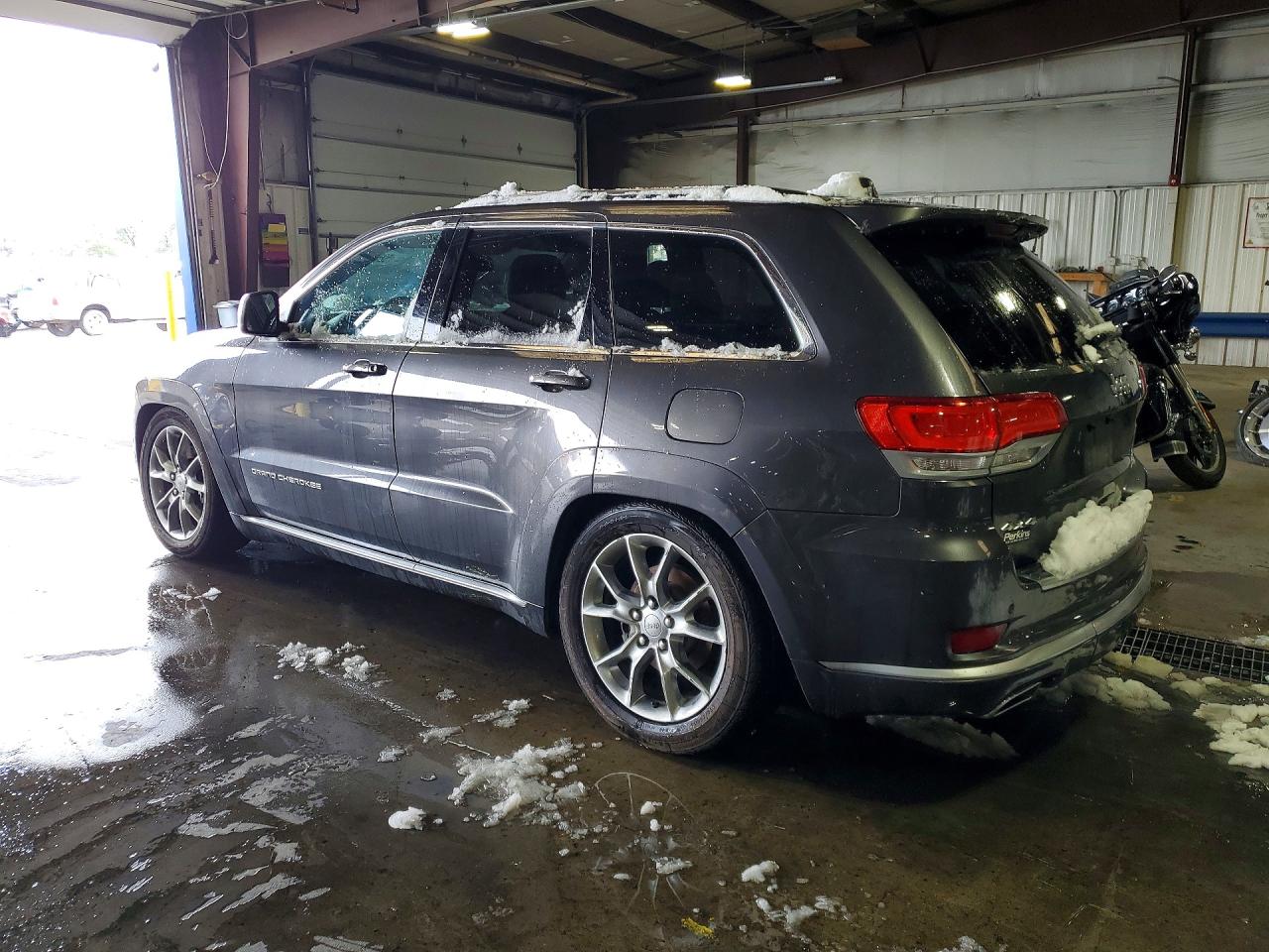 2015 Jeep Grand Cherokee Summit Gray vin: 1C4RJFJT8FC197877